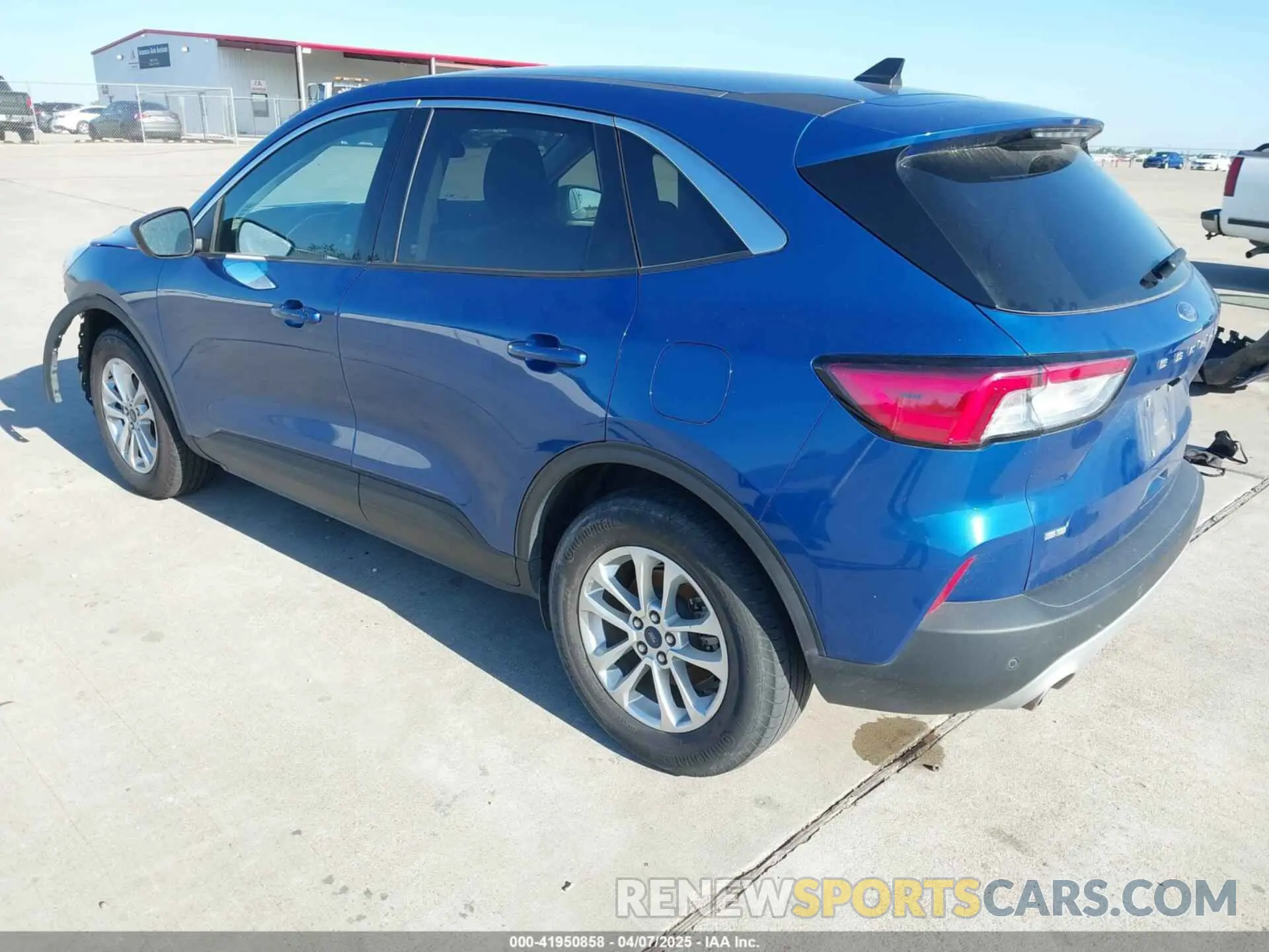3 Photograph of a damaged car 1FMCU9BZXNUA45654 FORD ESCAPE 2022