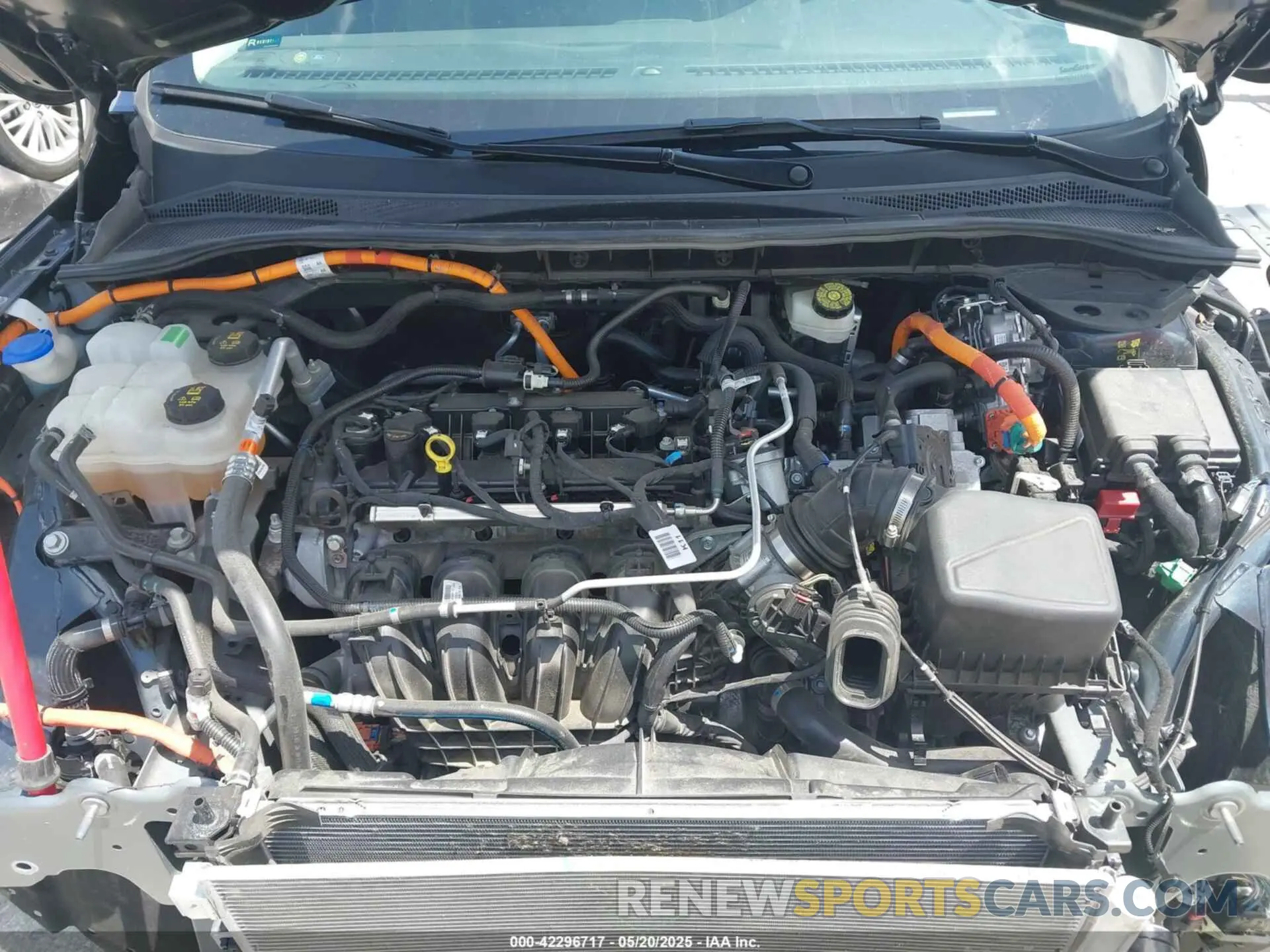 10 Photograph of a damaged car 1FMCU9CZ1NUA82218 FORD ESCAPE 2022