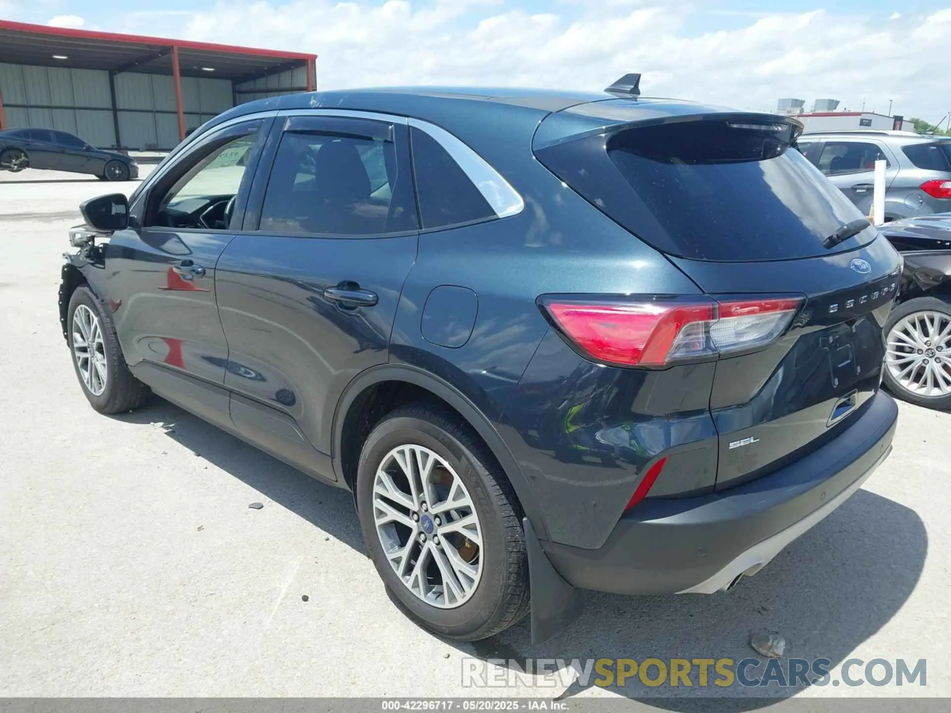 3 Photograph of a damaged car 1FMCU9CZ1NUA82218 FORD ESCAPE 2022