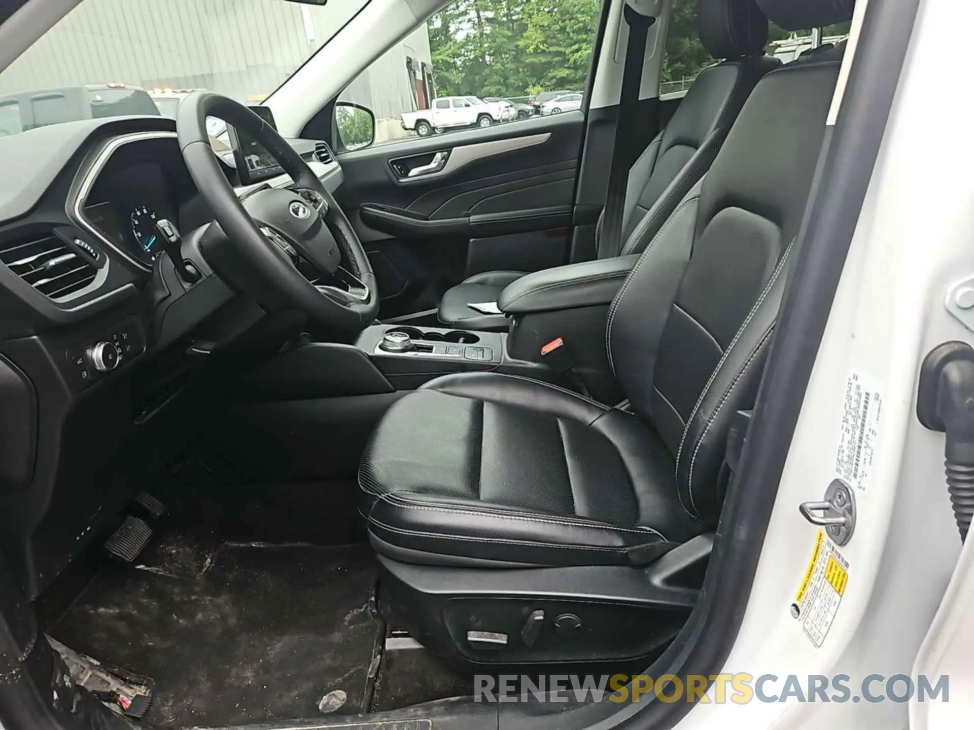 15 Photograph of a damaged car 1FMCU9CZ3NUA96721 FORD ESCAPE 2022