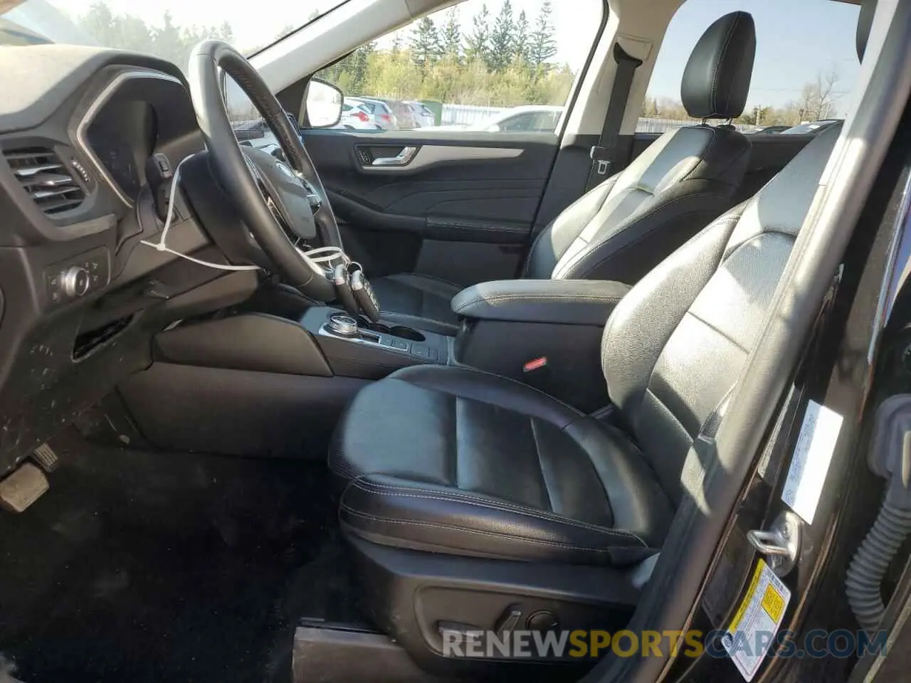 7 Photograph of a damaged car 1FMCU9CZ7NUA76942 FORD ESCAPE 2022