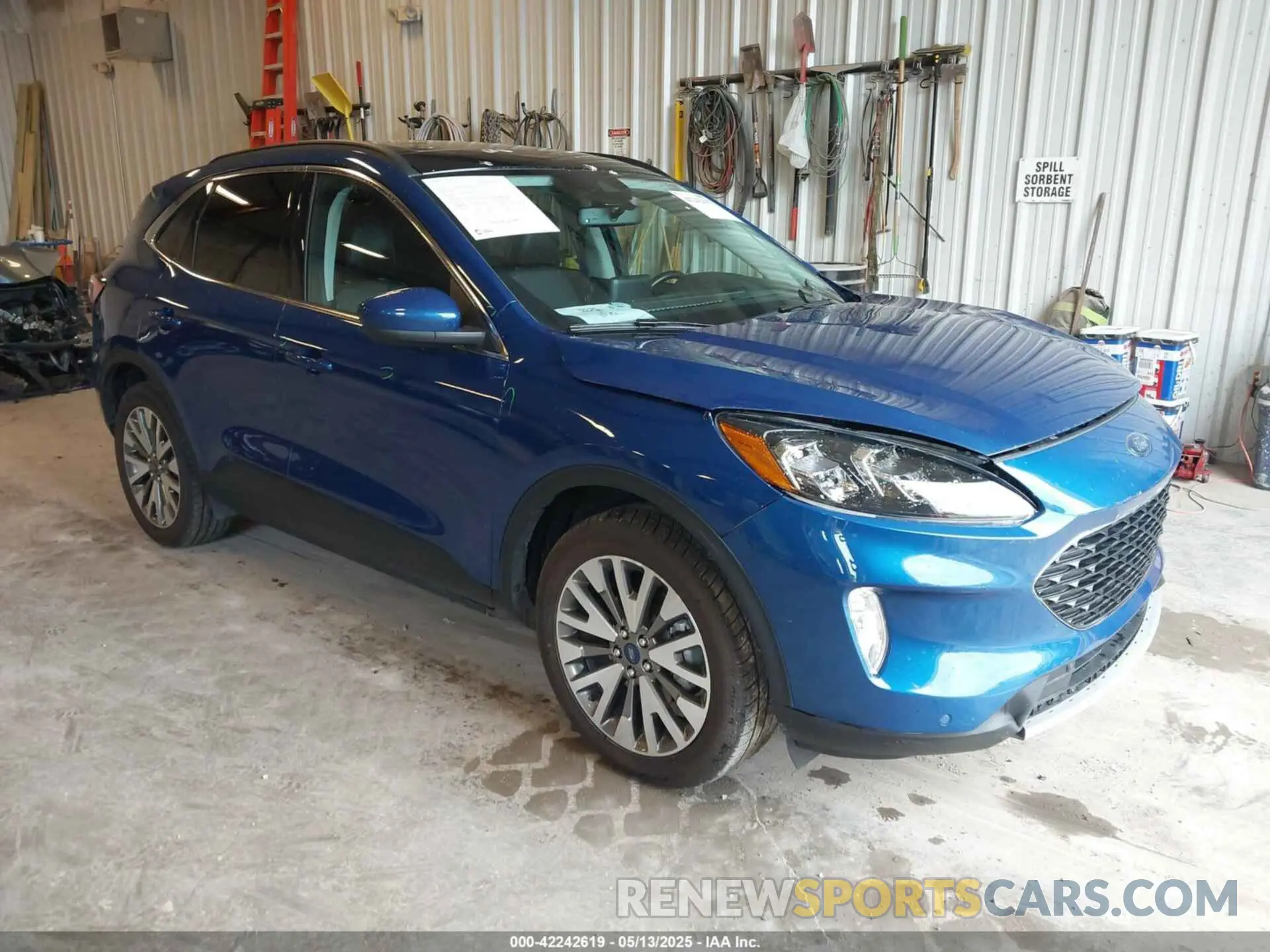 1 Photograph of a damaged car 1FMCU9DZ3NUA57450 FORD ESCAPE 2022