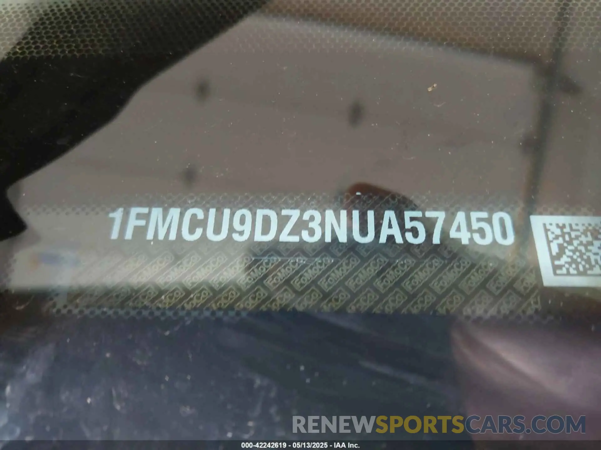 9 Photograph of a damaged car 1FMCU9DZ3NUA57450 FORD ESCAPE 2022