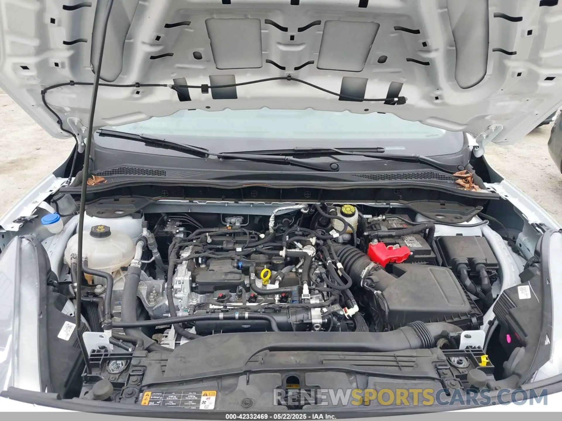 10 Photograph of a damaged car 1FMCU9F62NUB00419 FORD ESCAPE 2022