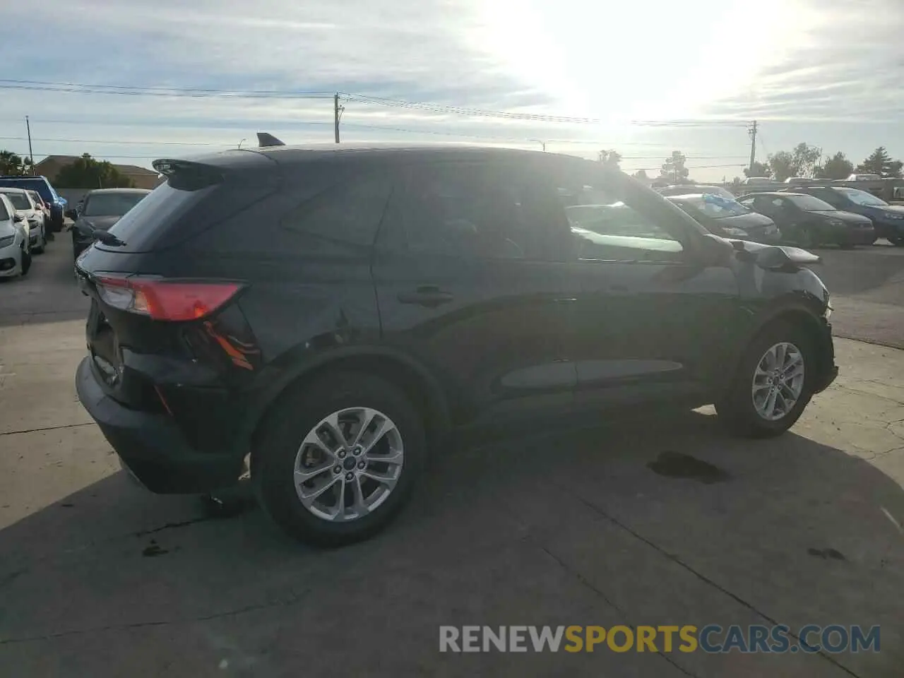 3 Photograph of a damaged car 1FMCU9F6XNUA23282 FORD ESCAPE 2022
