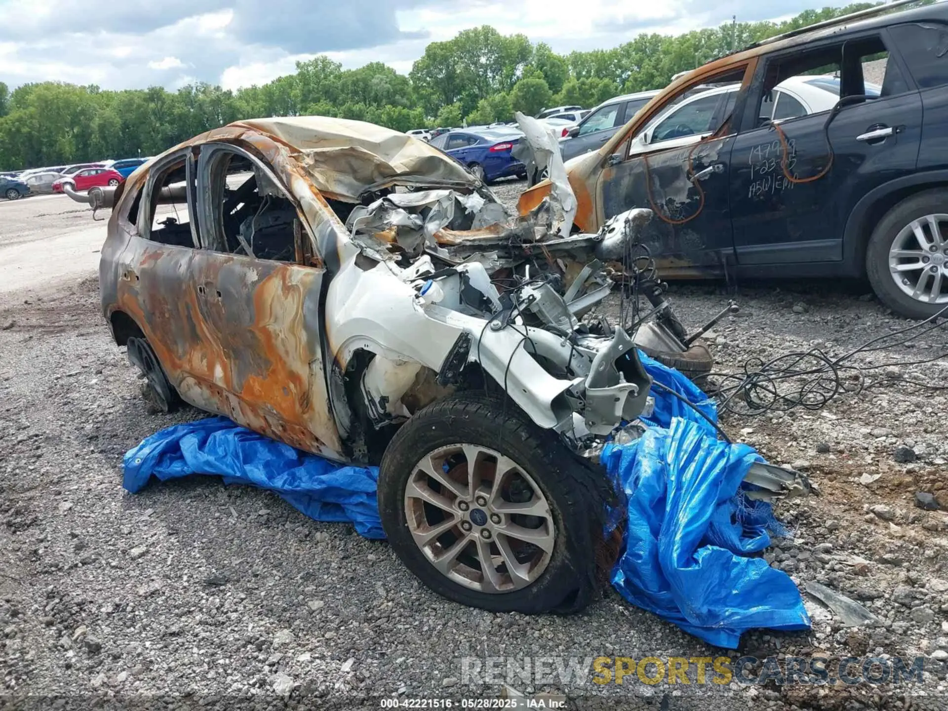 1 Photograph of a damaged car 1FMCU9G60NUA60968 FORD ESCAPE 2022