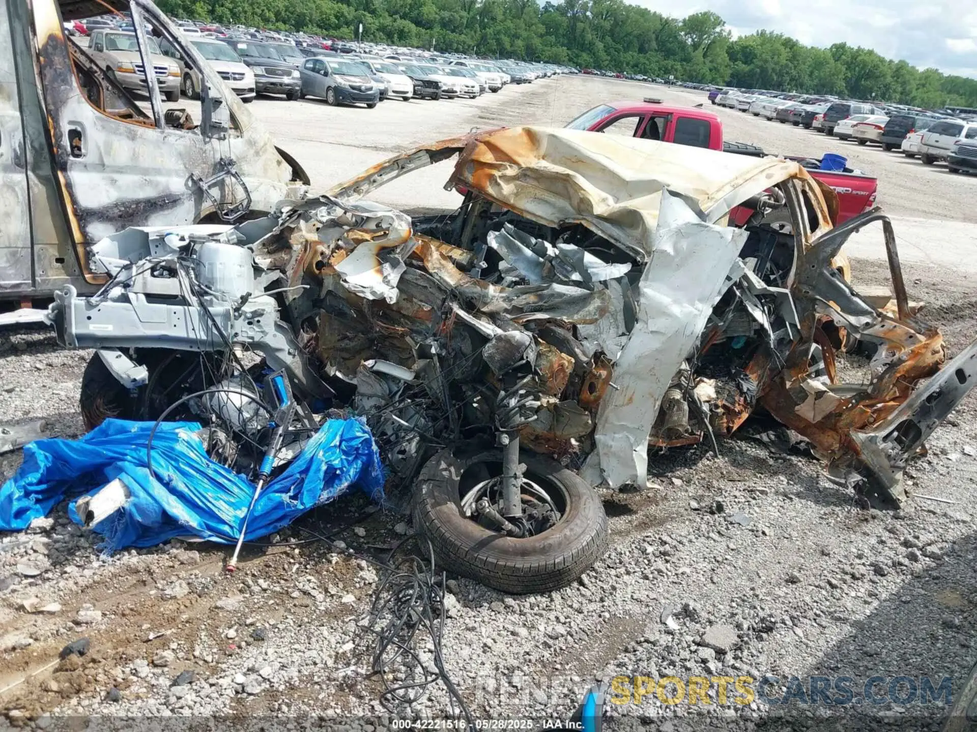 2 Photograph of a damaged car 1FMCU9G60NUA60968 FORD ESCAPE 2022