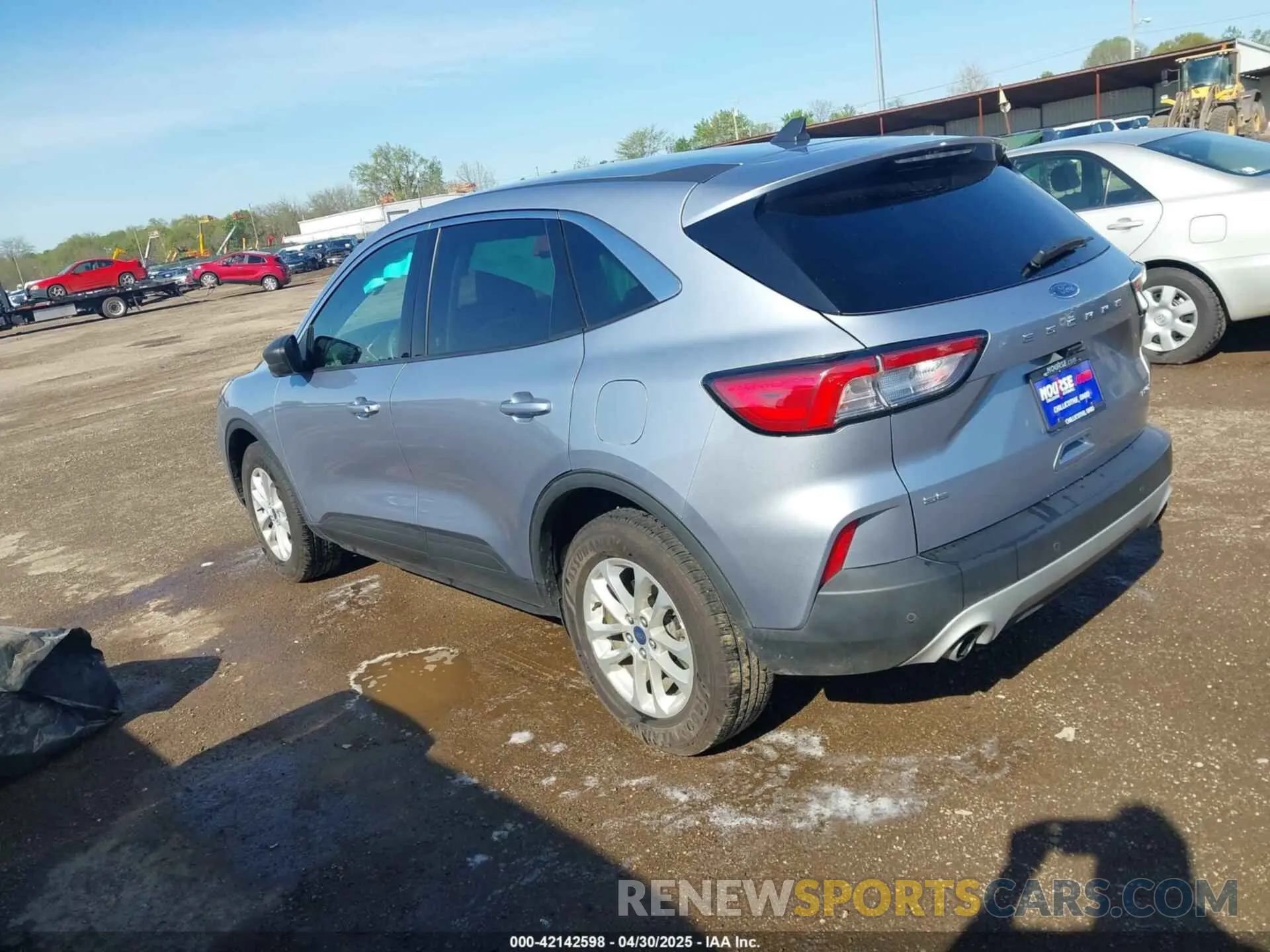 3 Photograph of a damaged car 1FMCU9G60NUA83702 FORD ESCAPE 2022