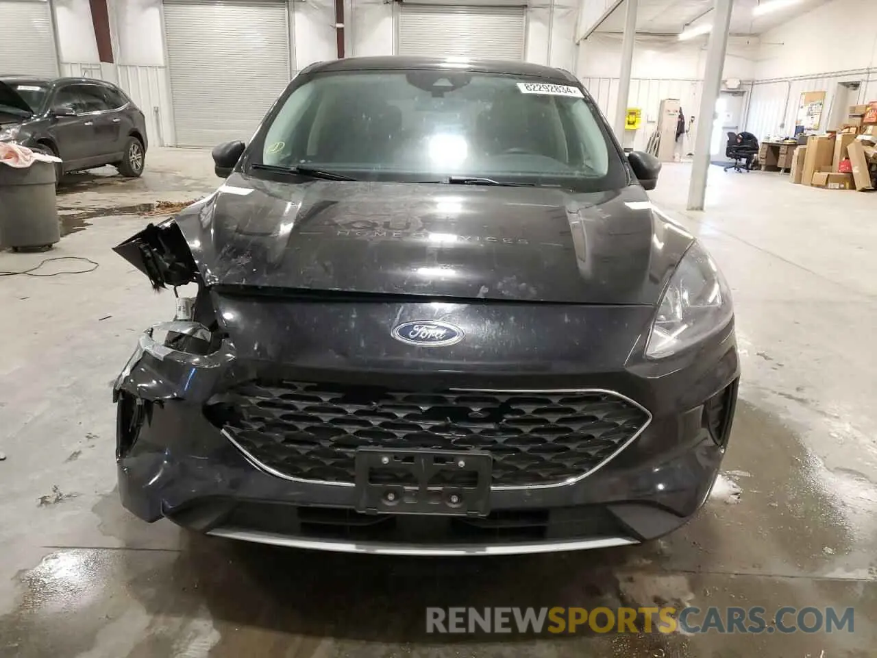 5 Photograph of a damaged car 1FMCU9G60NUA86261 FORD ESCAPE 2022