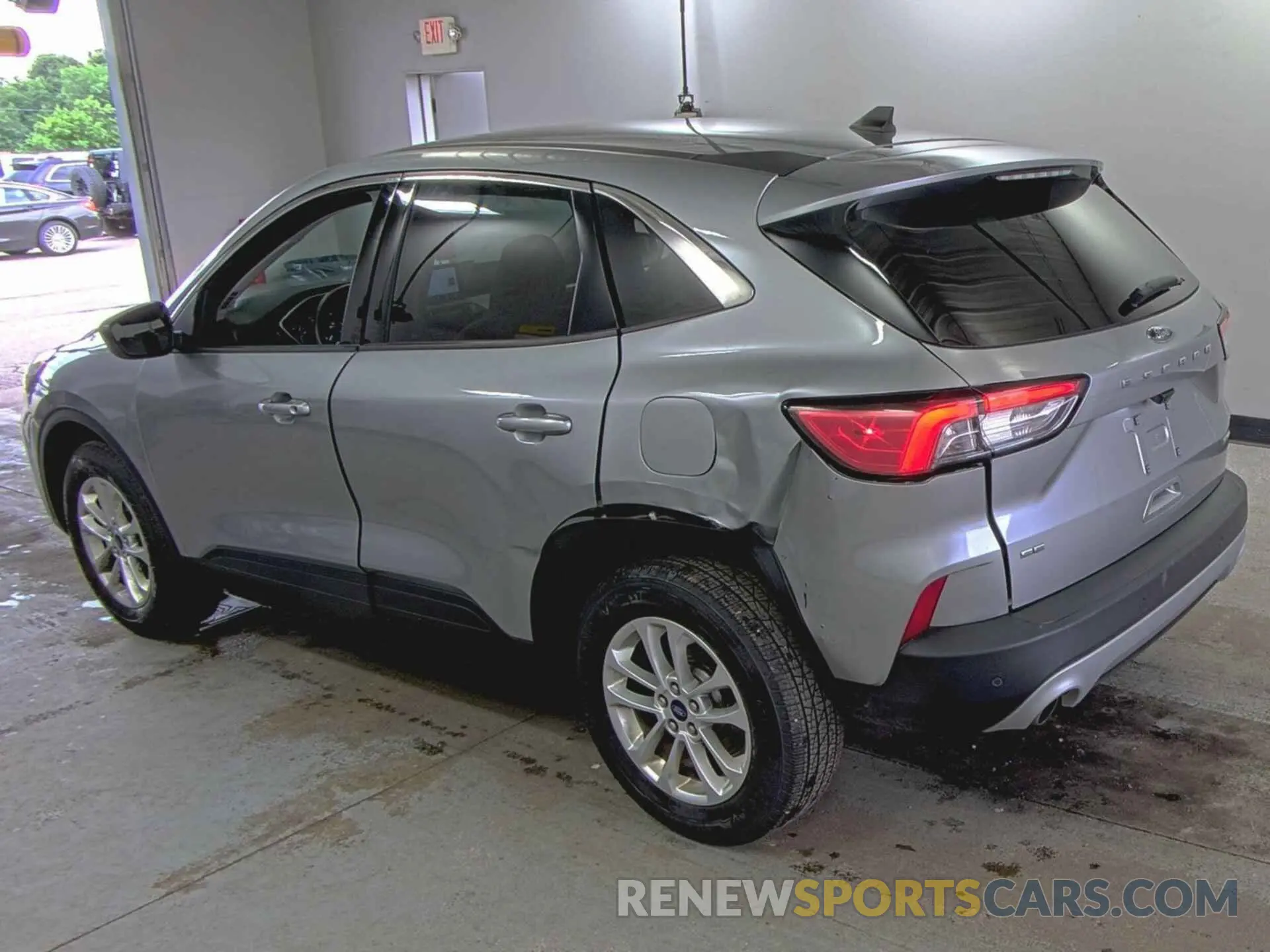 12 Photograph of a damaged car 1FMCU9G60NUB32820 FORD ESCAPE 2022