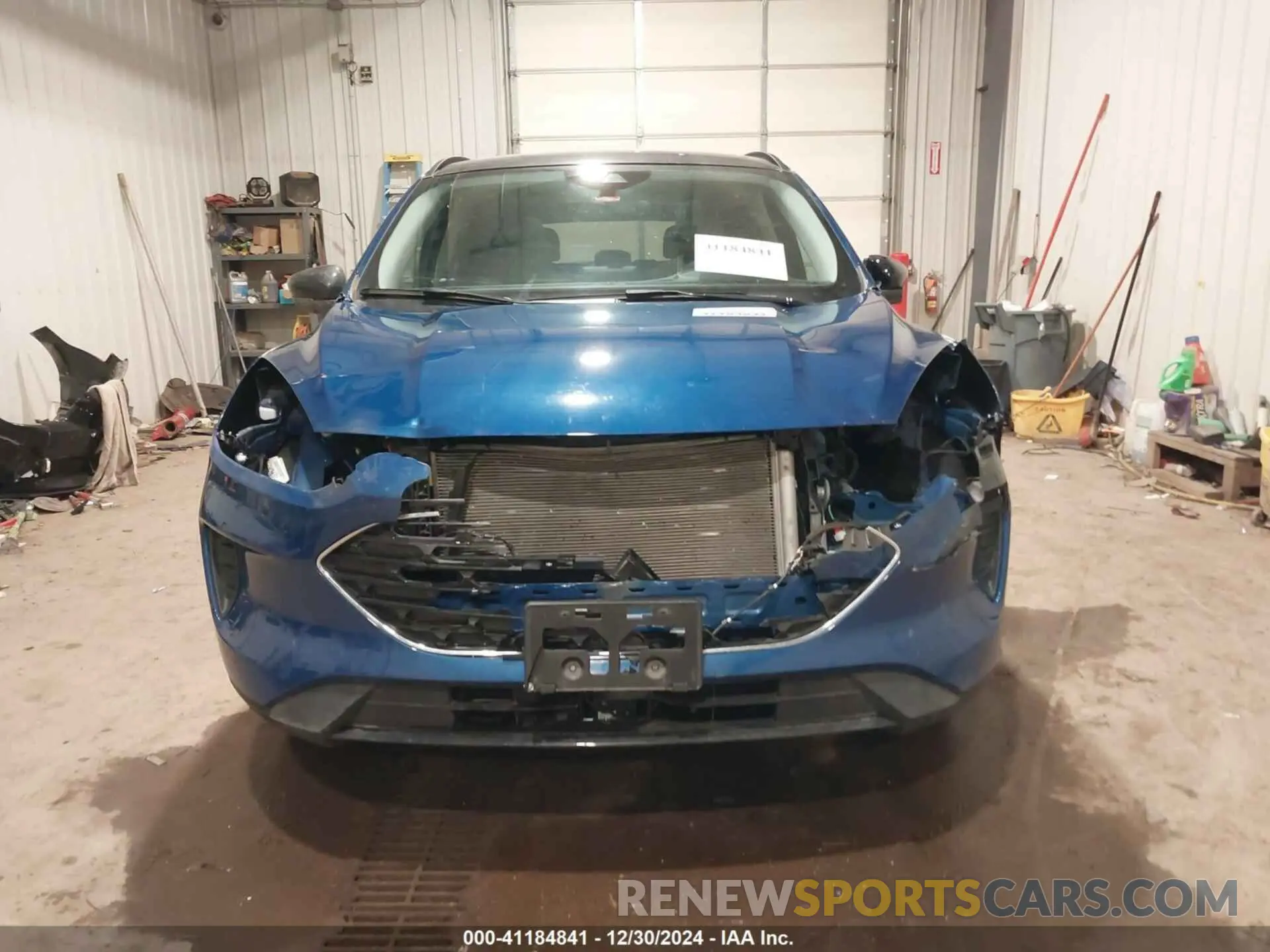 13 Photograph of a damaged car 1FMCU9G60NUB52307 FORD ESCAPE 2022