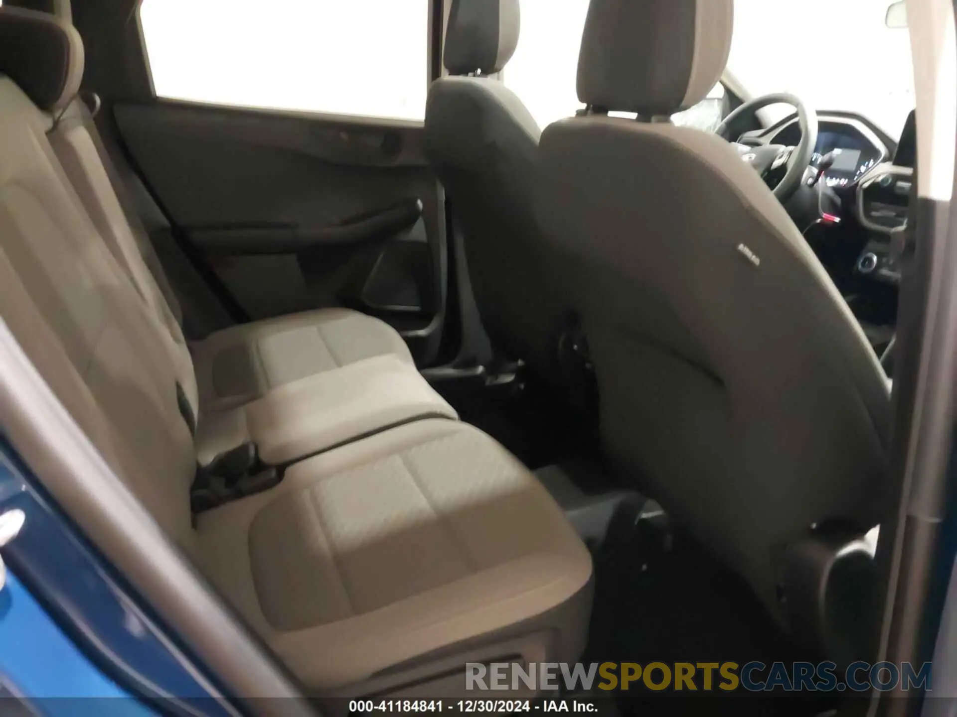8 Photograph of a damaged car 1FMCU9G60NUB52307 FORD ESCAPE 2022