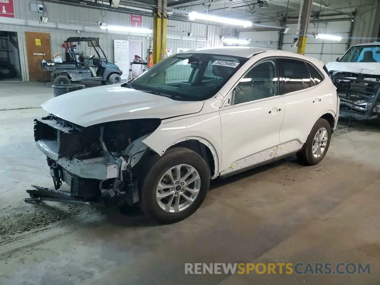 1 Photograph of a damaged car 1FMCU9G60NUB61072 FORD ESCAPE 2022