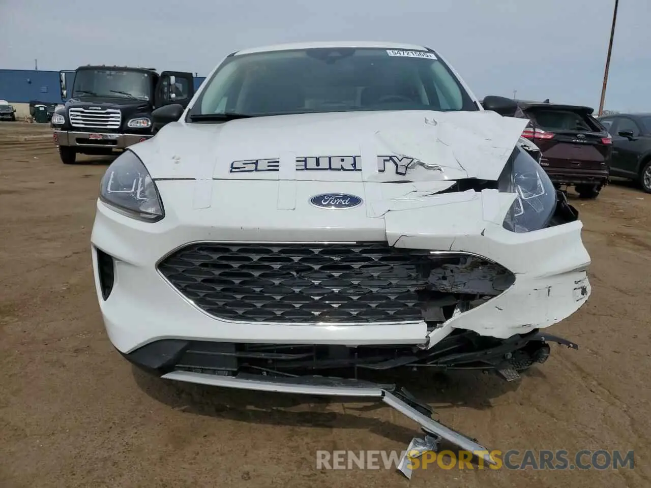5 Photograph of a damaged car 1FMCU9G60NUB69043 FORD ESCAPE 2022