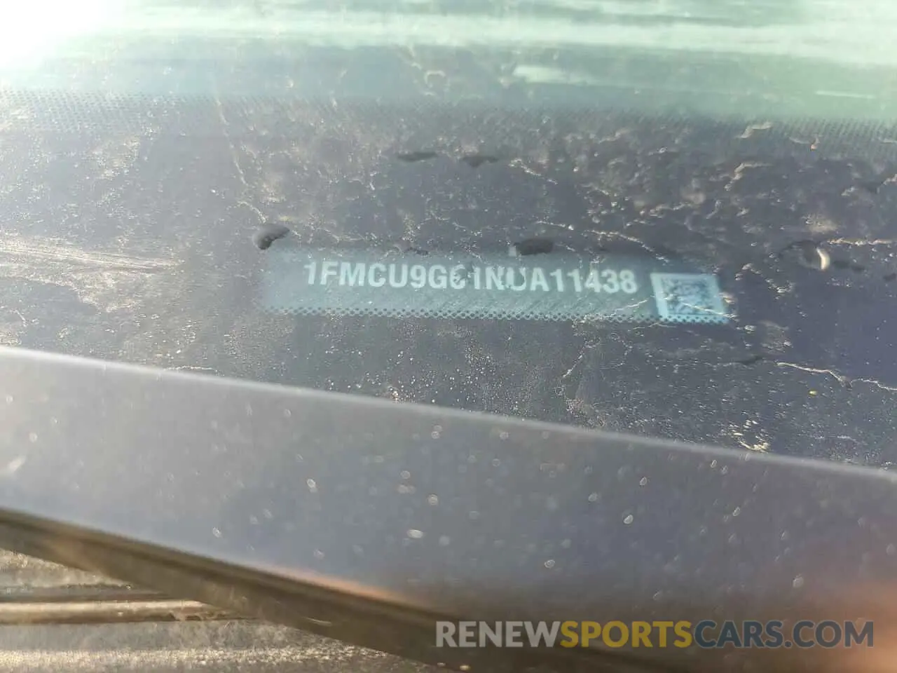 15 Photograph of a damaged car 1FMCU9G61NUA11438 FORD ESCAPE 2022