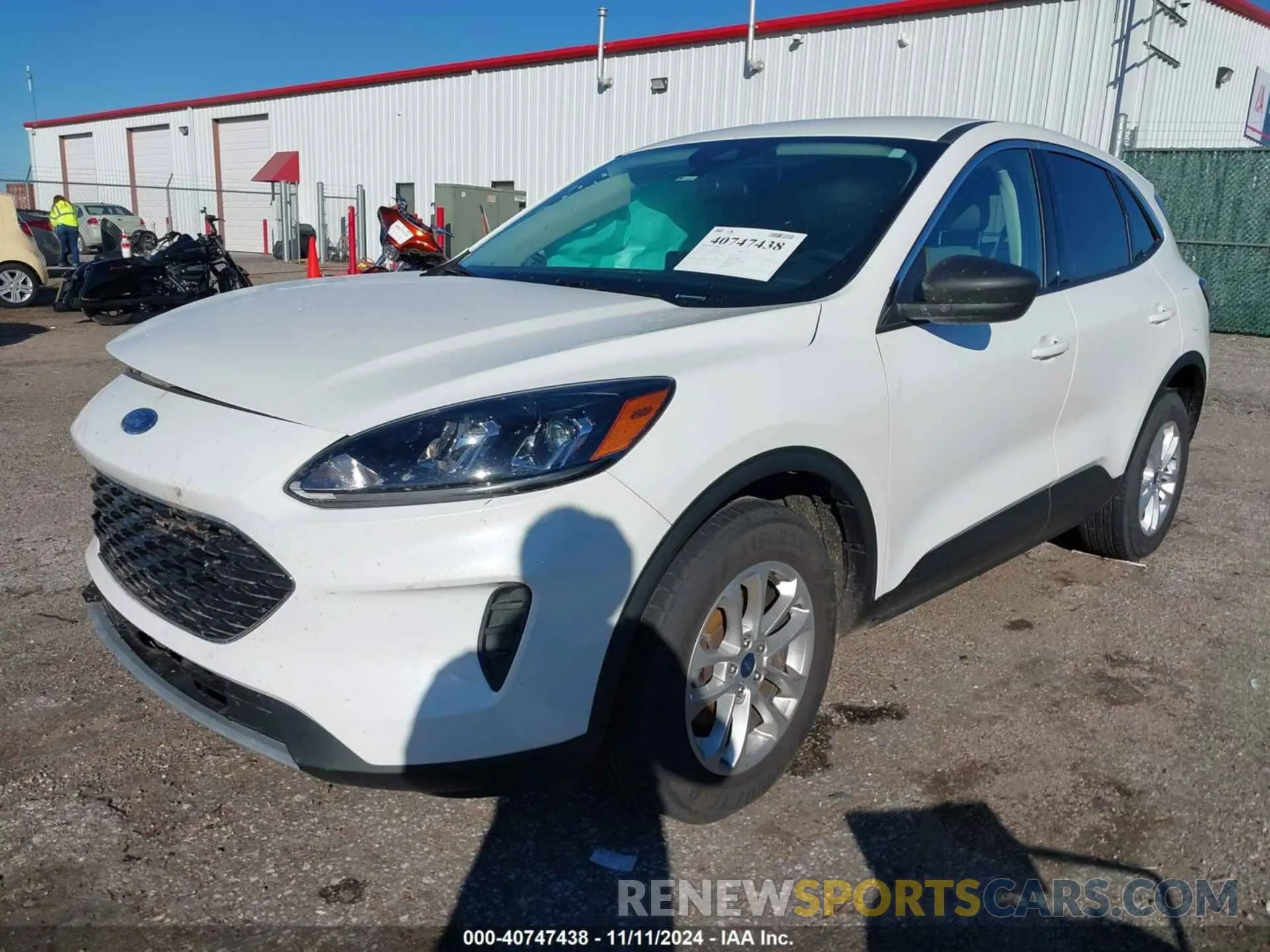 2 Photograph of a damaged car 1FMCU9G61NUA60672 FORD ESCAPE 2022