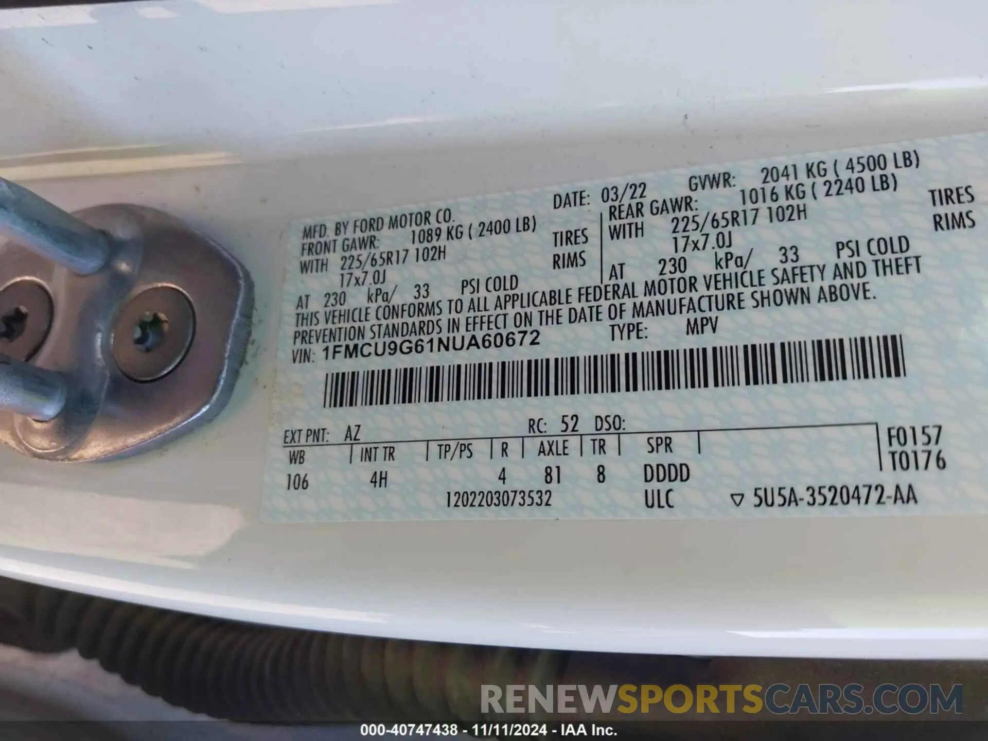 9 Photograph of a damaged car 1FMCU9G61NUA60672 FORD ESCAPE 2022