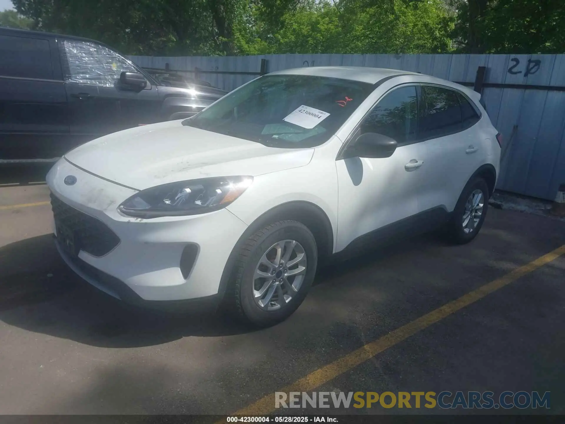 2 Photograph of a damaged car 1FMCU9G61NUA61014 FORD ESCAPE 2022