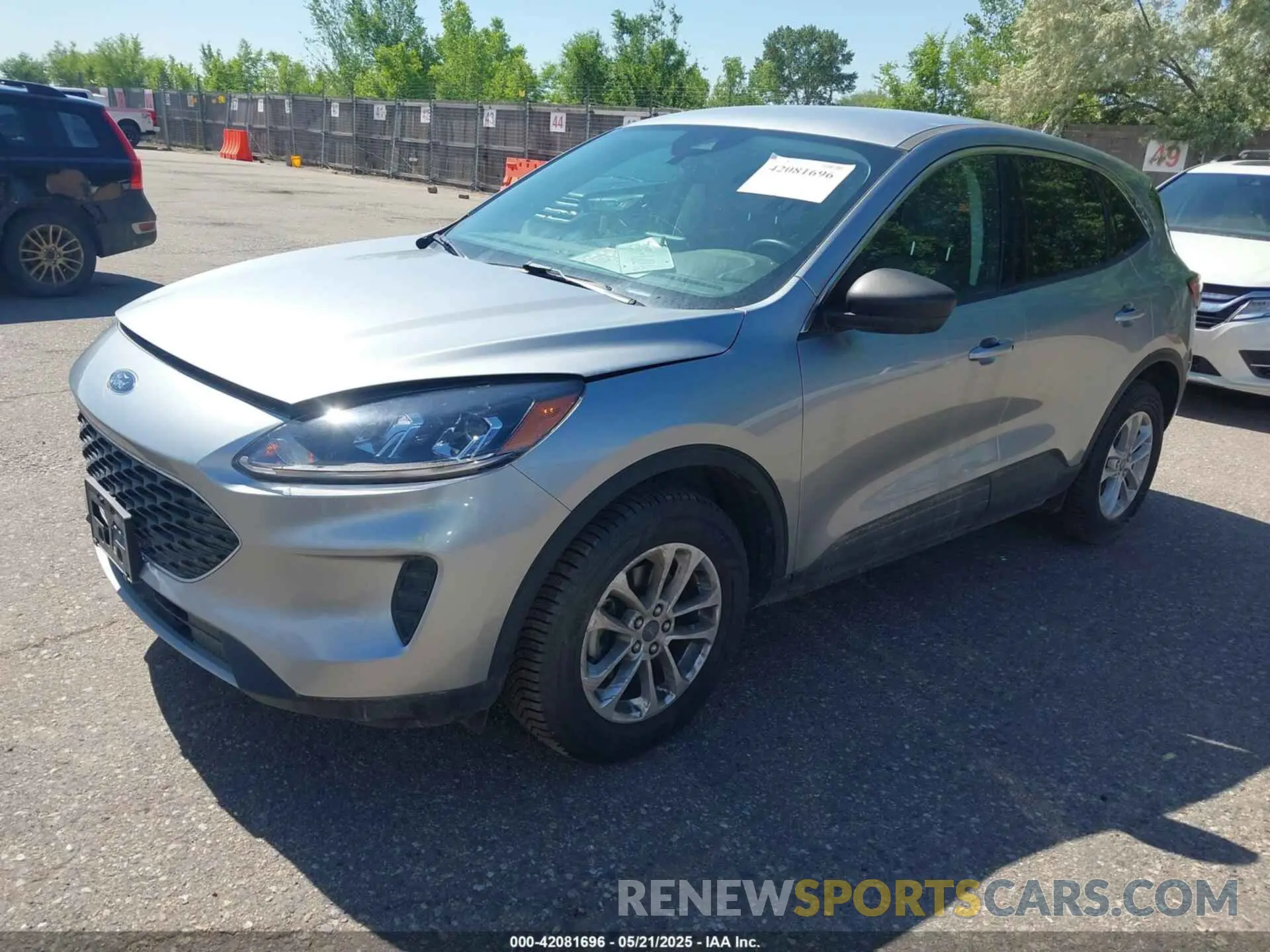 2 Photograph of a damaged car 1FMCU9G61NUA83904 FORD ESCAPE 2022