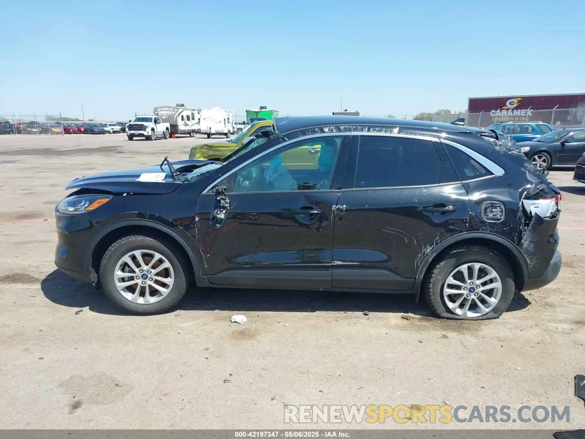 14 Photograph of a damaged car 1FMCU9G61NUA84261 FORD ESCAPE 2022