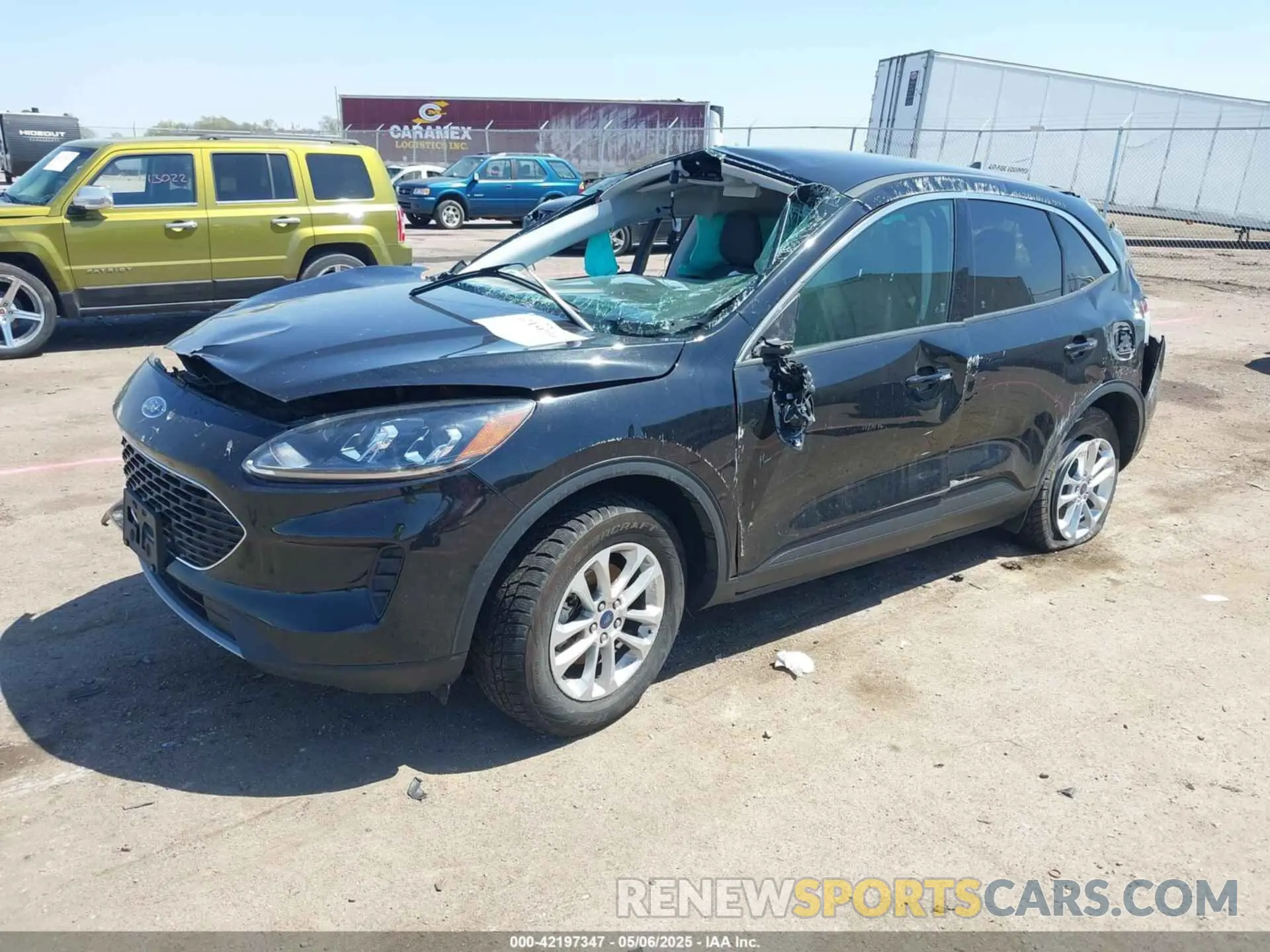 2 Photograph of a damaged car 1FMCU9G61NUA84261 FORD ESCAPE 2022