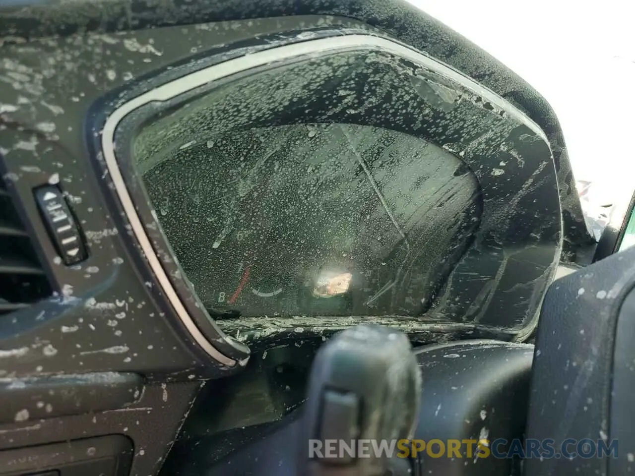 9 Photograph of a damaged car 1FMCU9G61NUB13953 FORD ESCAPE 2022