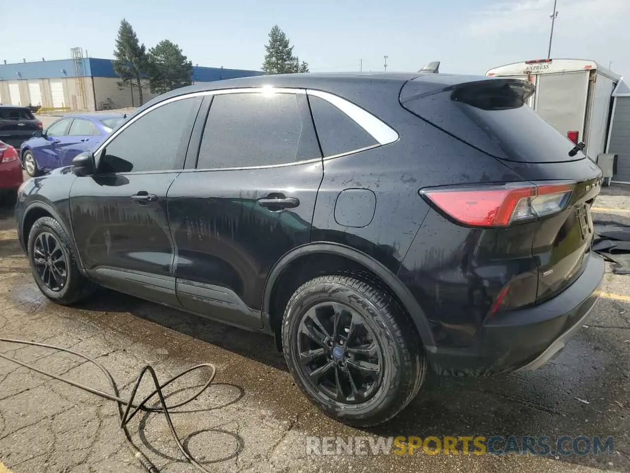 2 Photograph of a damaged car 1FMCU9G61NUB69147 FORD ESCAPE 2022