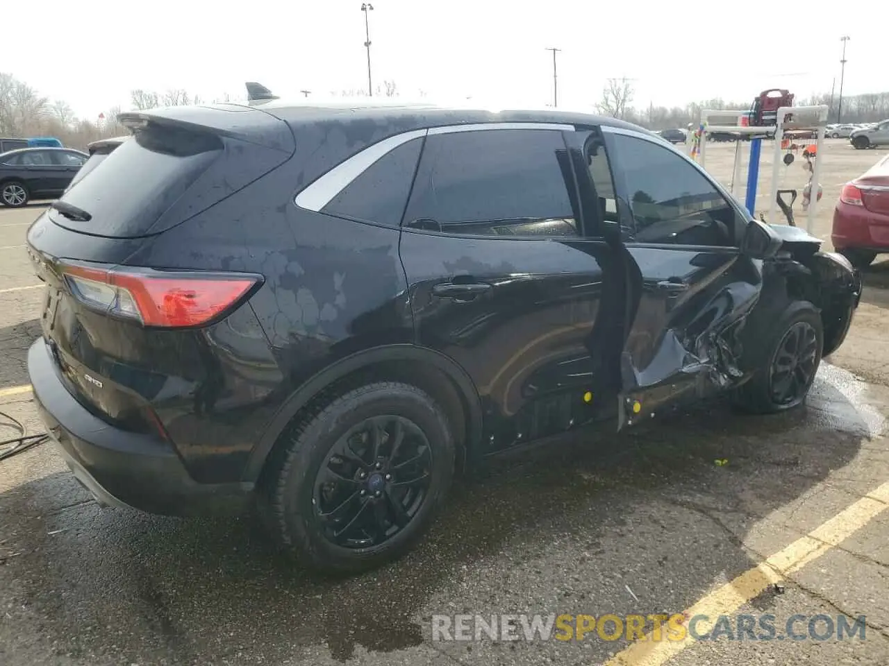 3 Photograph of a damaged car 1FMCU9G61NUB69147 FORD ESCAPE 2022