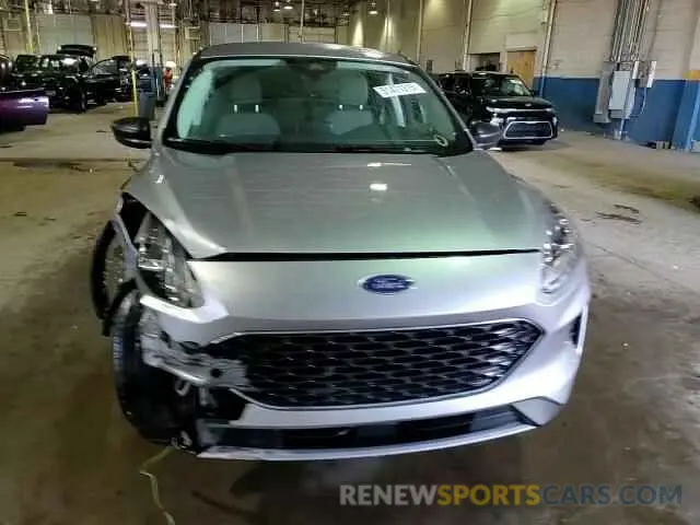 14 Photograph of a damaged car 1FMCU9G61NUB83498 FORD ESCAPE 2022