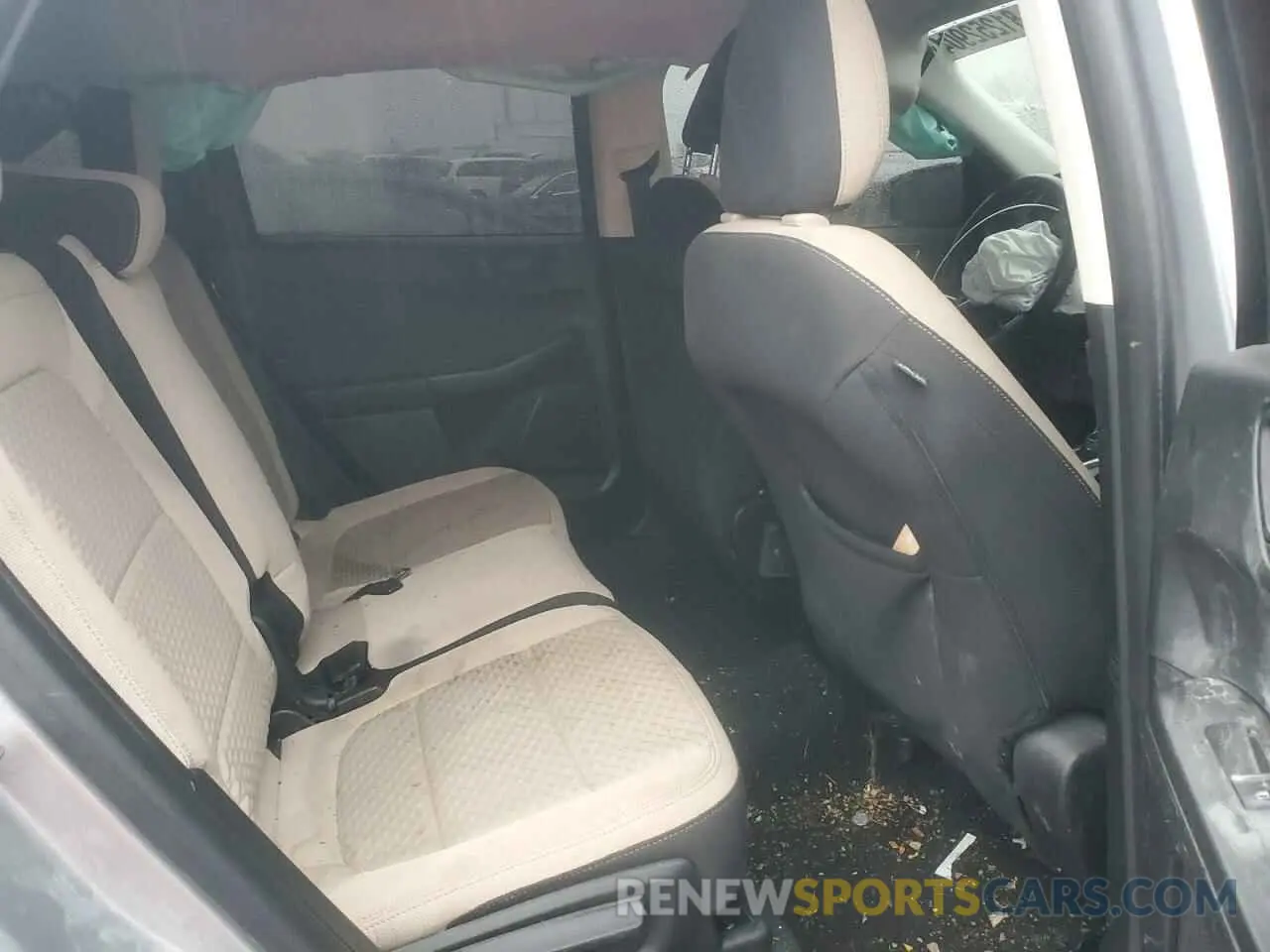 11 Photograph of a damaged car 1FMCU9G61NUC02650 FORD ESCAPE 2022