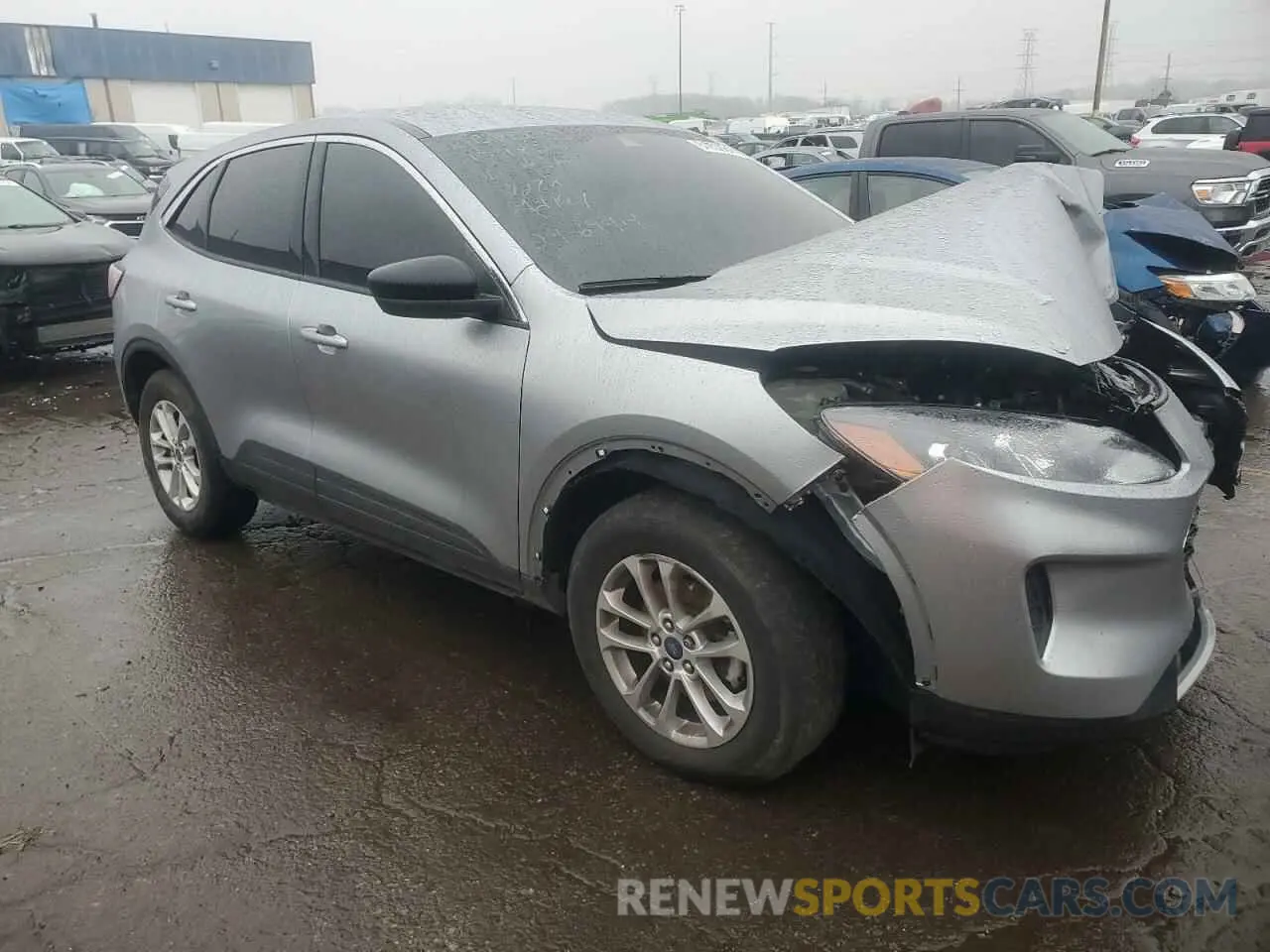 4 Photograph of a damaged car 1FMCU9G61NUC02650 FORD ESCAPE 2022