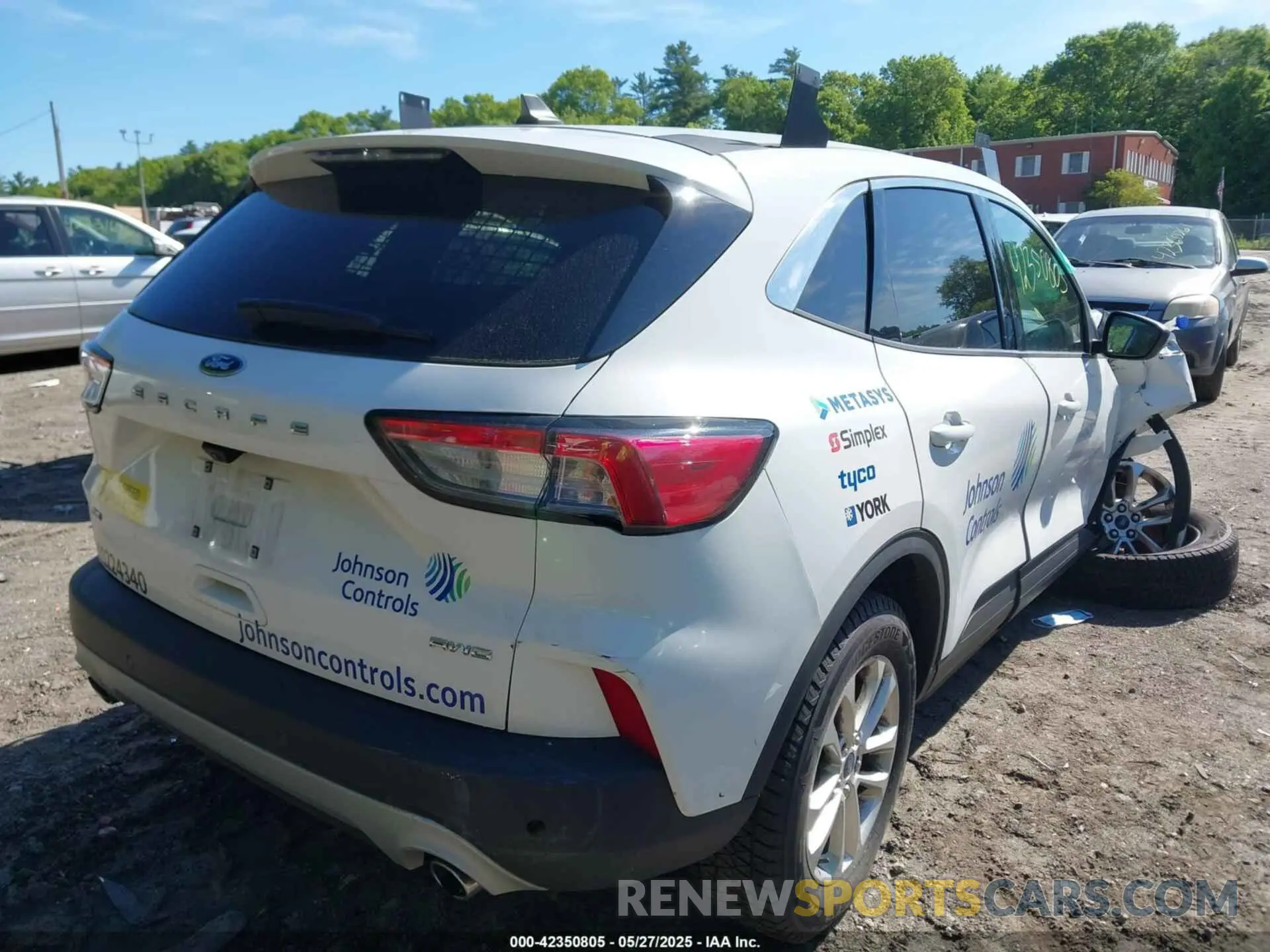 4 Photograph of a damaged car 1FMCU9G62NUA67291 FORD ESCAPE 2022