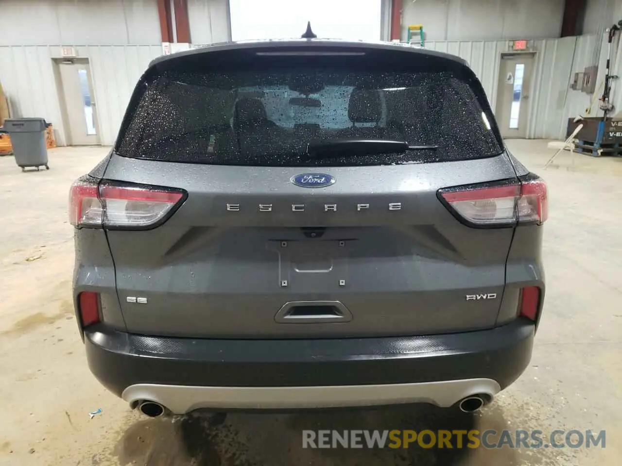 6 Photograph of a damaged car 1FMCU9G62NUB00029 FORD ESCAPE 2022