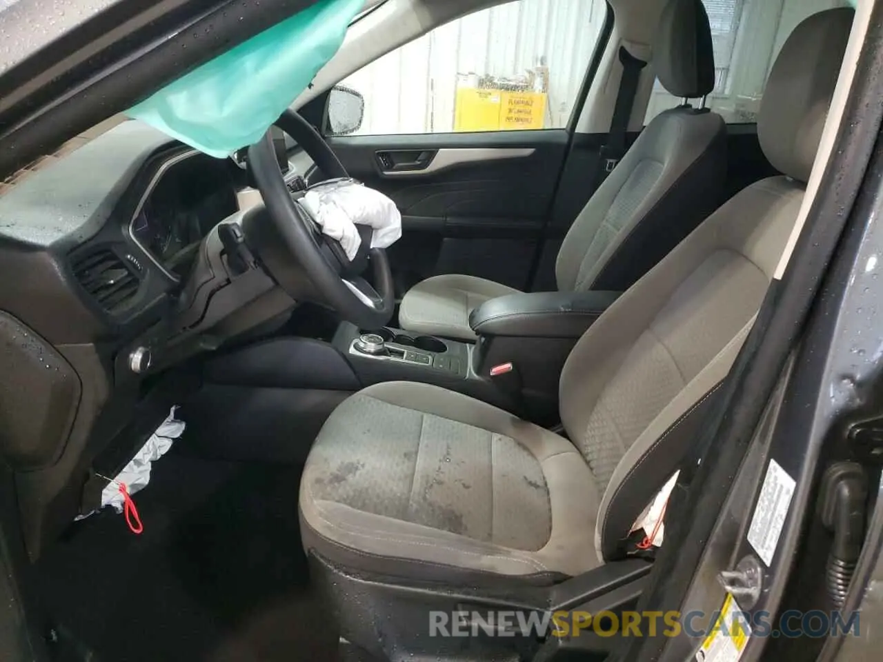 7 Photograph of a damaged car 1FMCU9G62NUB00029 FORD ESCAPE 2022