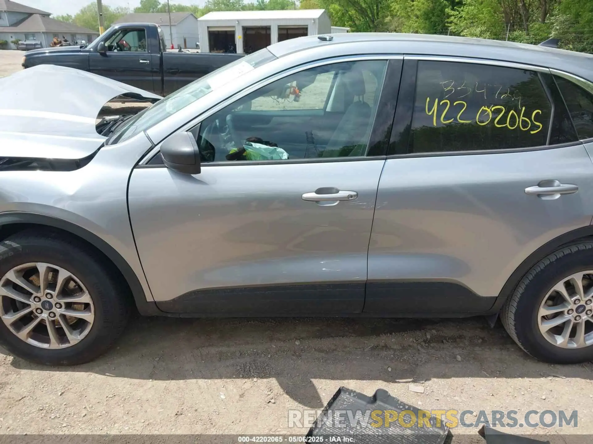14 Photograph of a damaged car 1FMCU9G62NUB34729 FORD ESCAPE 2022