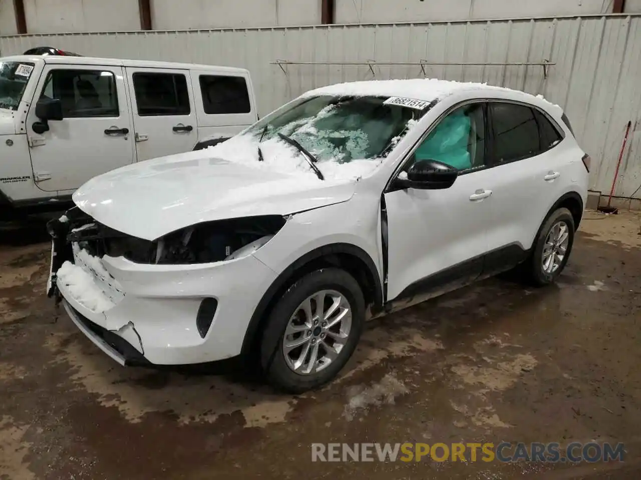 1 Photograph of a damaged car 1FMCU9G62NUB85132 FORD ESCAPE 2022