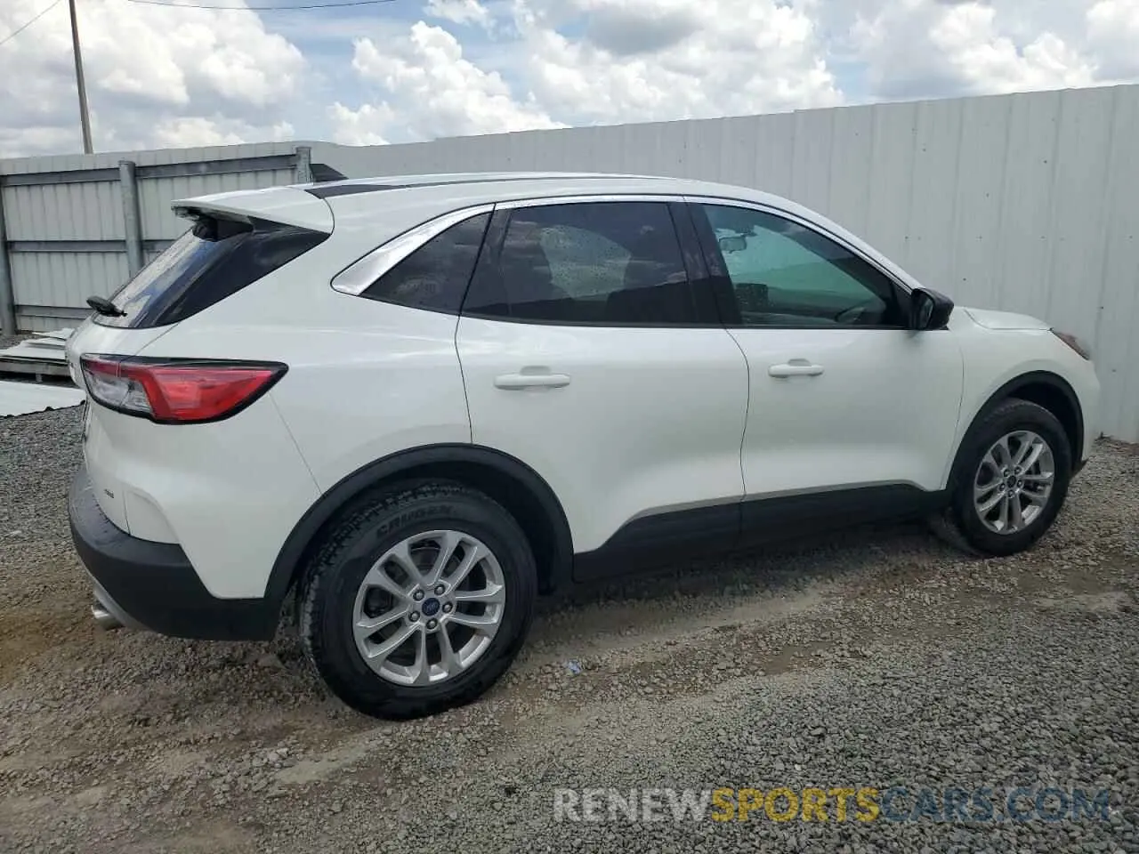3 Photograph of a damaged car 1FMCU9G63NUA60608 FORD ESCAPE 2022
