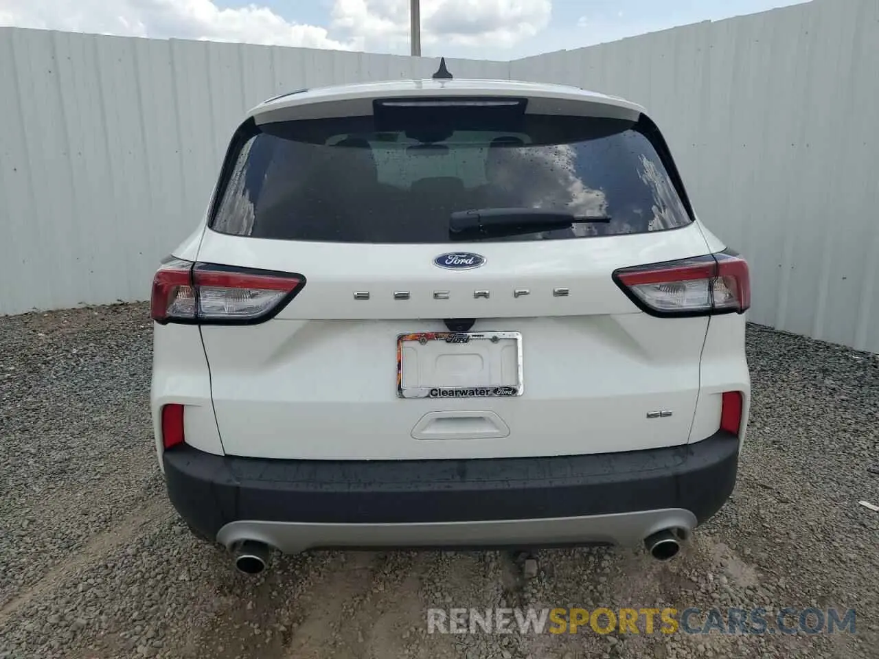6 Photograph of a damaged car 1FMCU9G63NUA60608 FORD ESCAPE 2022