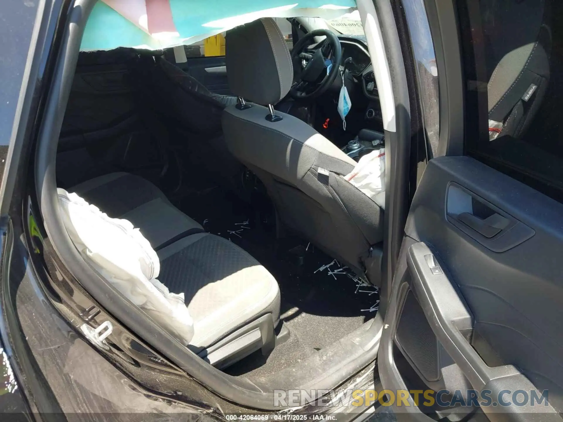 8 Photograph of a damaged car 1FMCU9G63NUB37820 FORD ESCAPE 2022