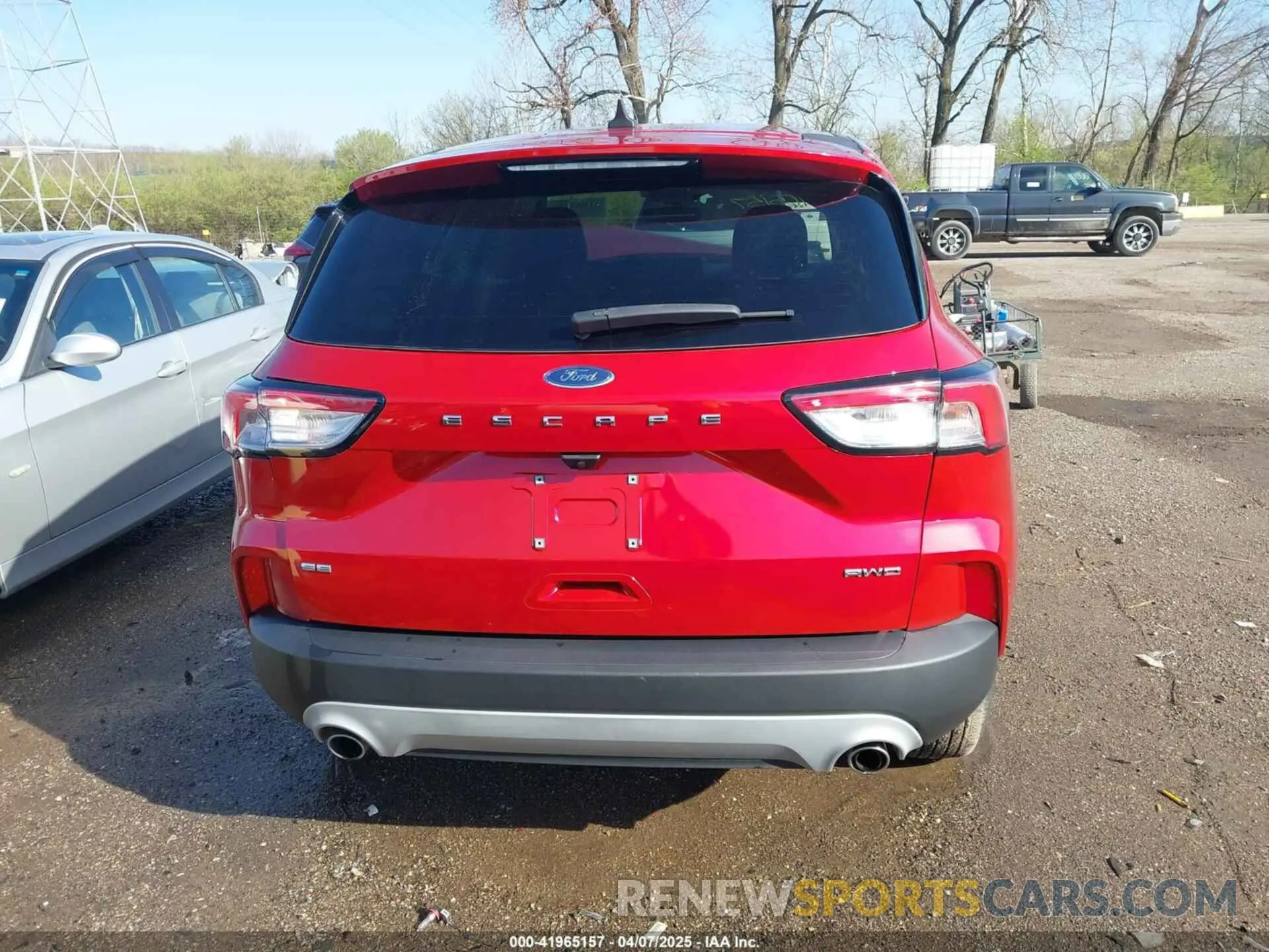17 Photograph of a damaged car 1FMCU9G63NUB59896 FORD ESCAPE 2022