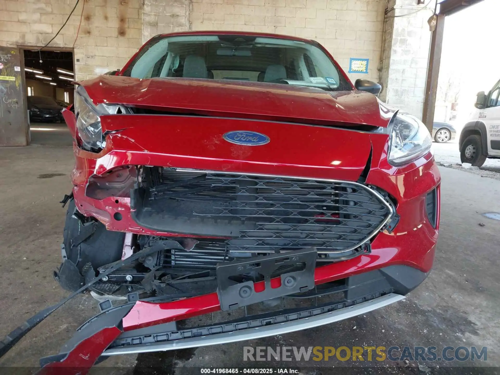 12 Photograph of a damaged car 1FMCU9G64NUA01499 FORD ESCAPE 2022