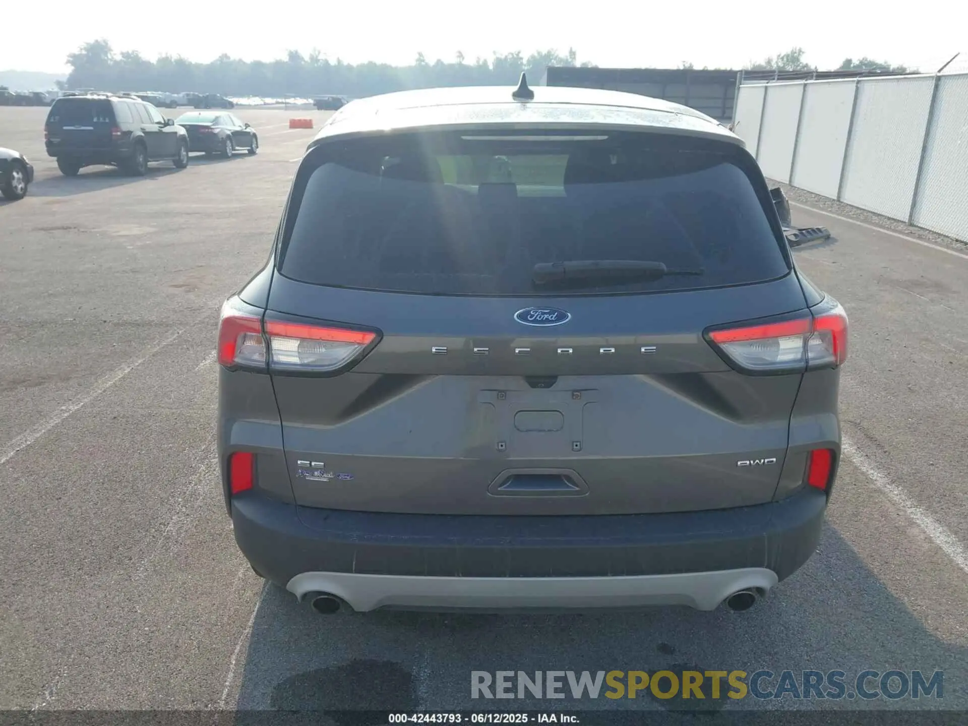 16 Photograph of a damaged car 1FMCU9G64NUA04516 FORD ESCAPE 2022