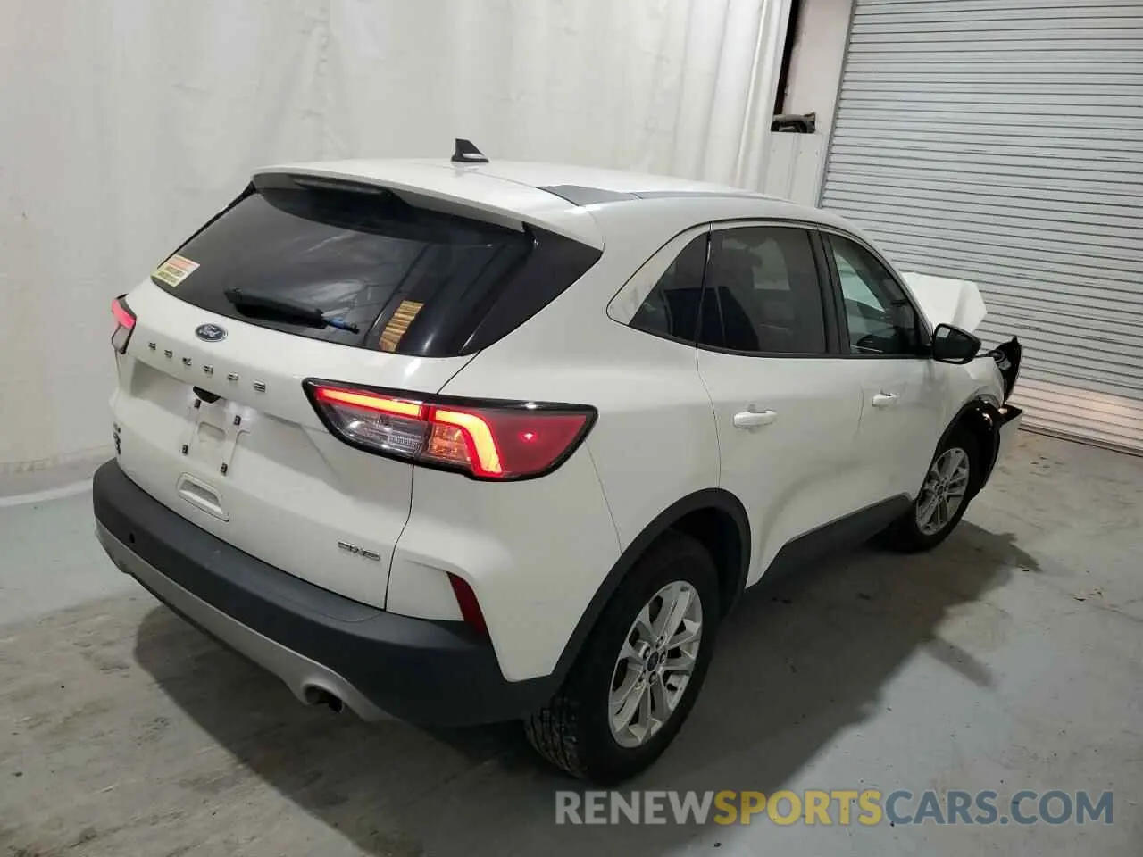 3 Photograph of a damaged car 1FMCU9G64NUA61136 FORD ESCAPE 2022