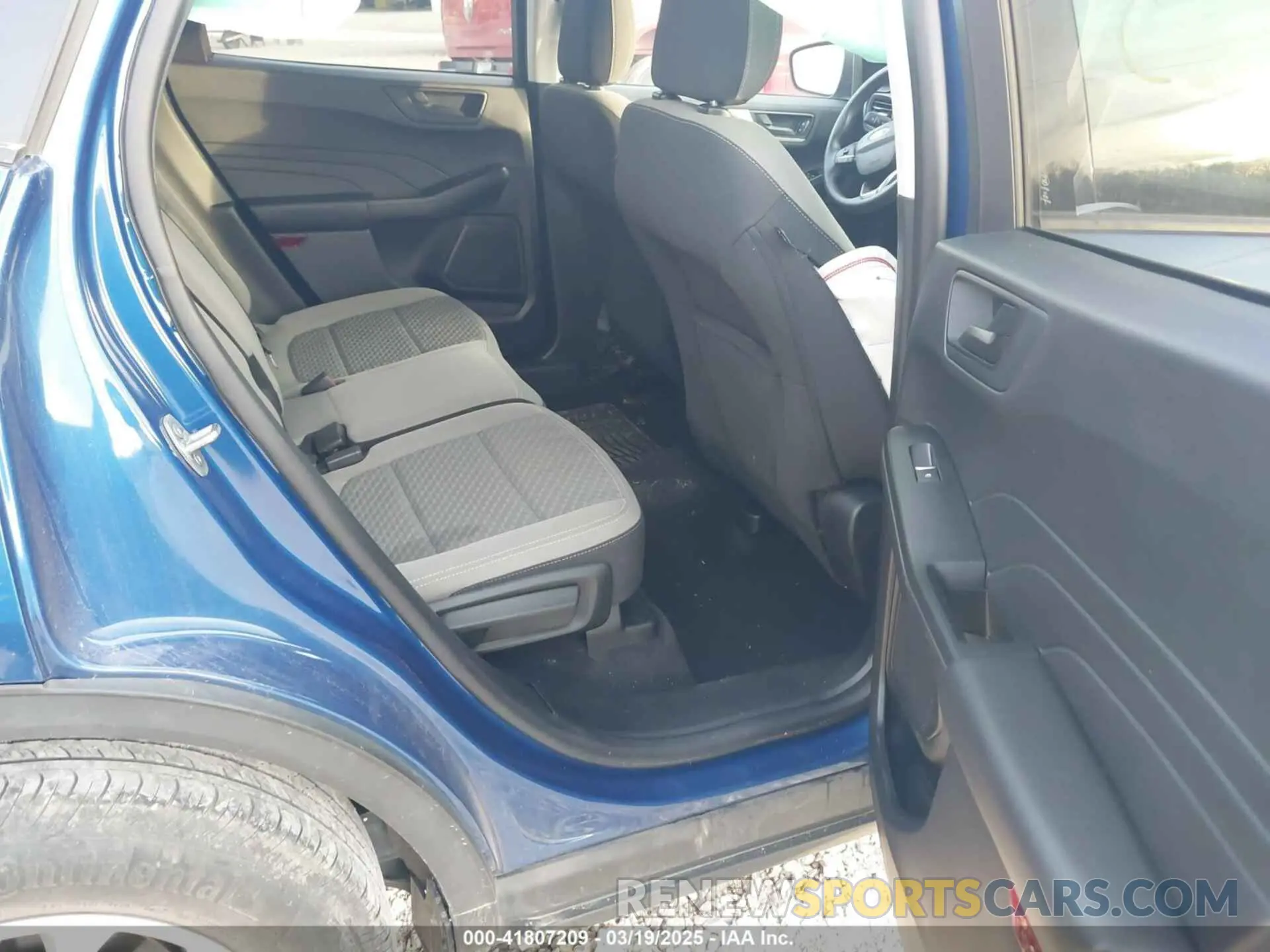8 Photograph of a damaged car 1FMCU9G64NUA65087 FORD ESCAPE 2022