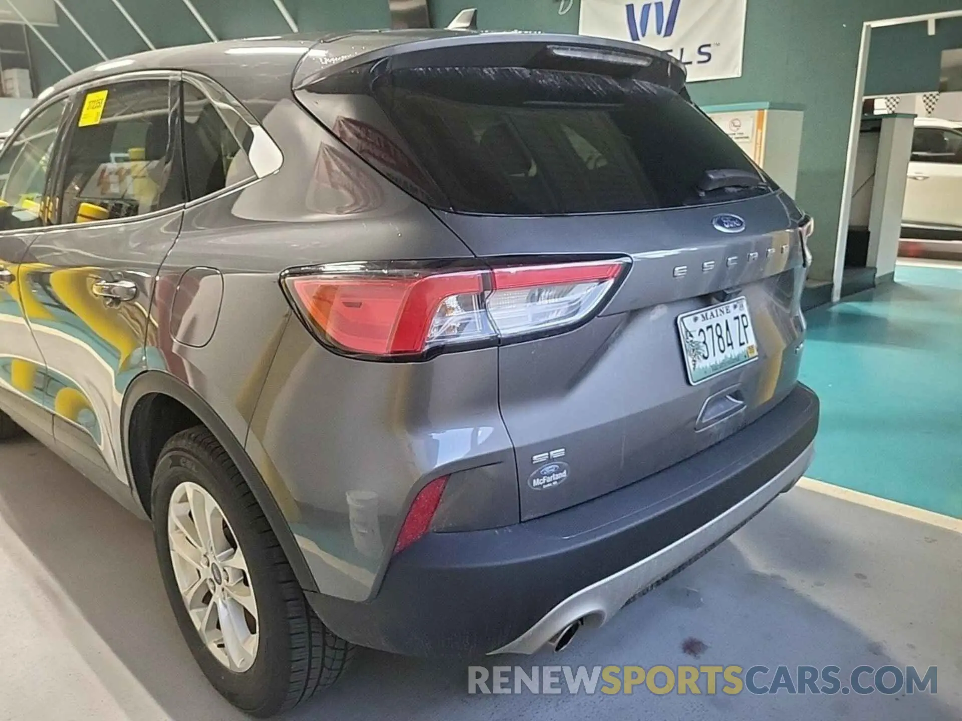 13 Photograph of a damaged car 1FMCU9G64NUA67776 FORD ESCAPE 2022