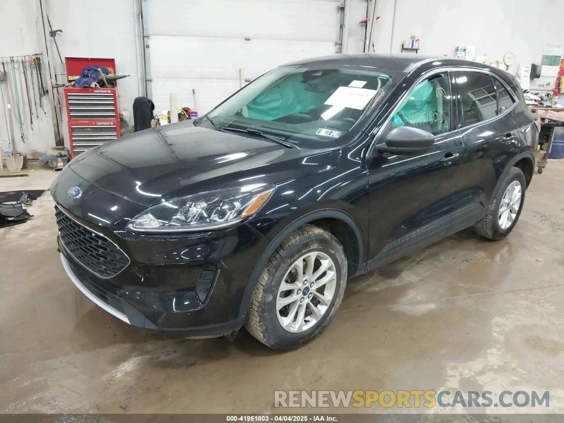 2 Photograph of a damaged car 1FMCU9G65NUA35547 FORD ESCAPE 2022