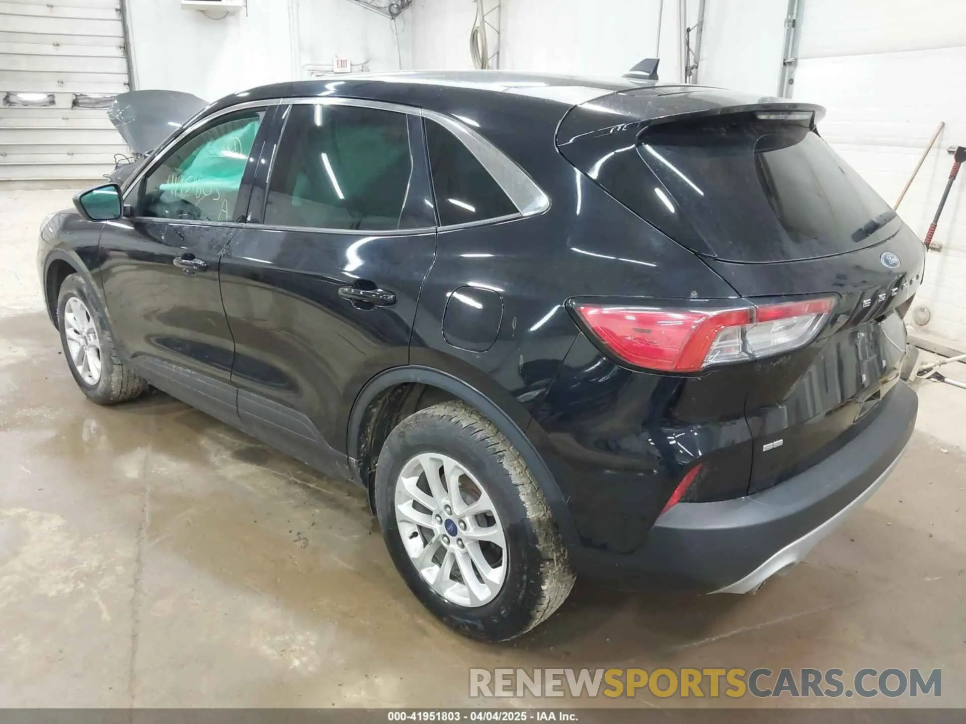 3 Photograph of a damaged car 1FMCU9G65NUA35547 FORD ESCAPE 2022