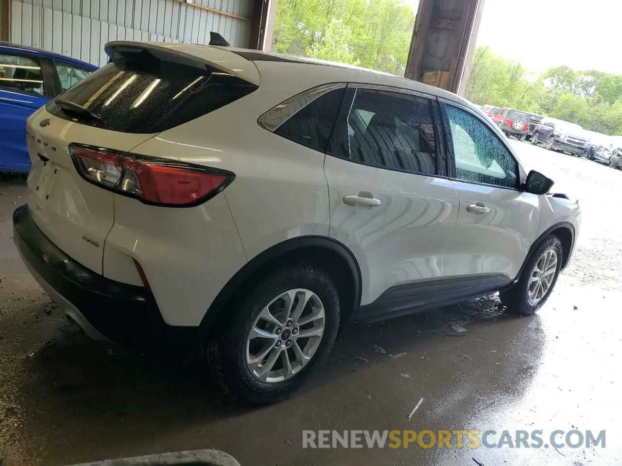 3 Photograph of a damaged car 1FMCU9G65NUA62179 FORD ESCAPE 2022