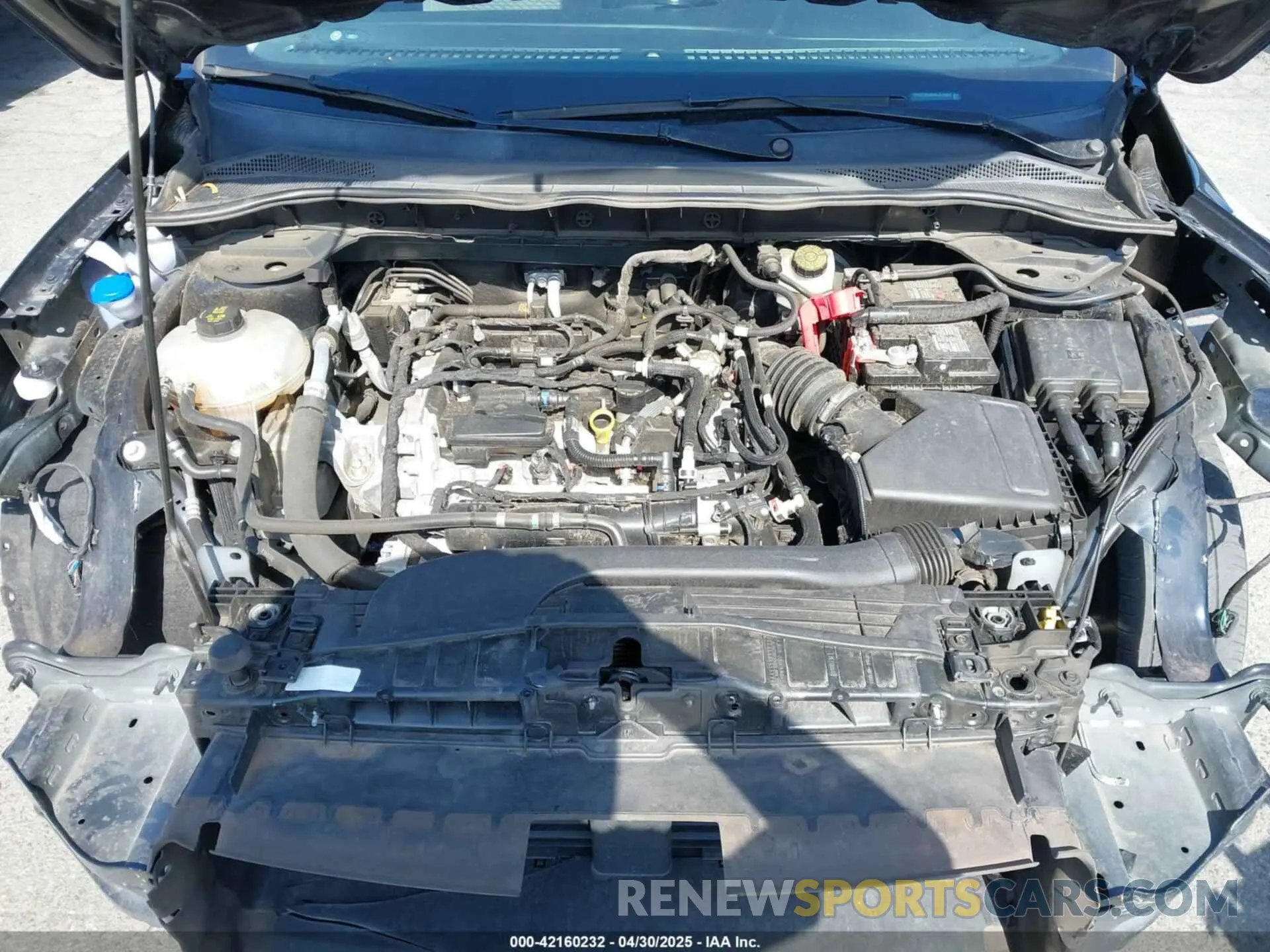 10 Photograph of a damaged car 1FMCU9G65NUA70007 FORD ESCAPE 2022