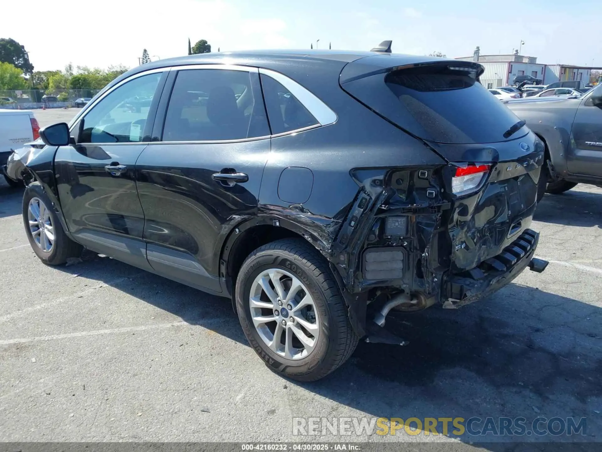 3 Photograph of a damaged car 1FMCU9G65NUA70007 FORD ESCAPE 2022